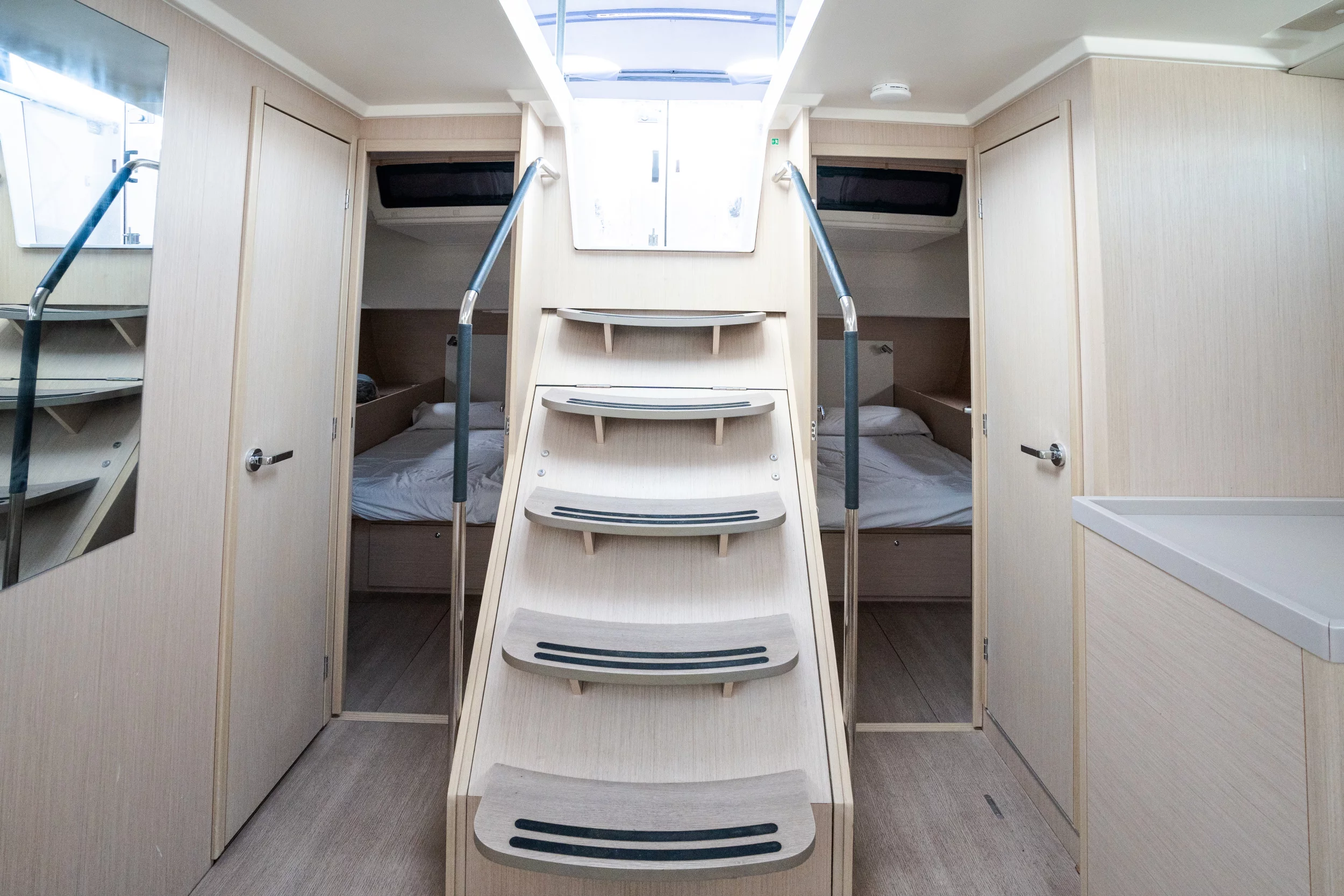 Oceanis 51.1 (Agape - Premium line)  - 9