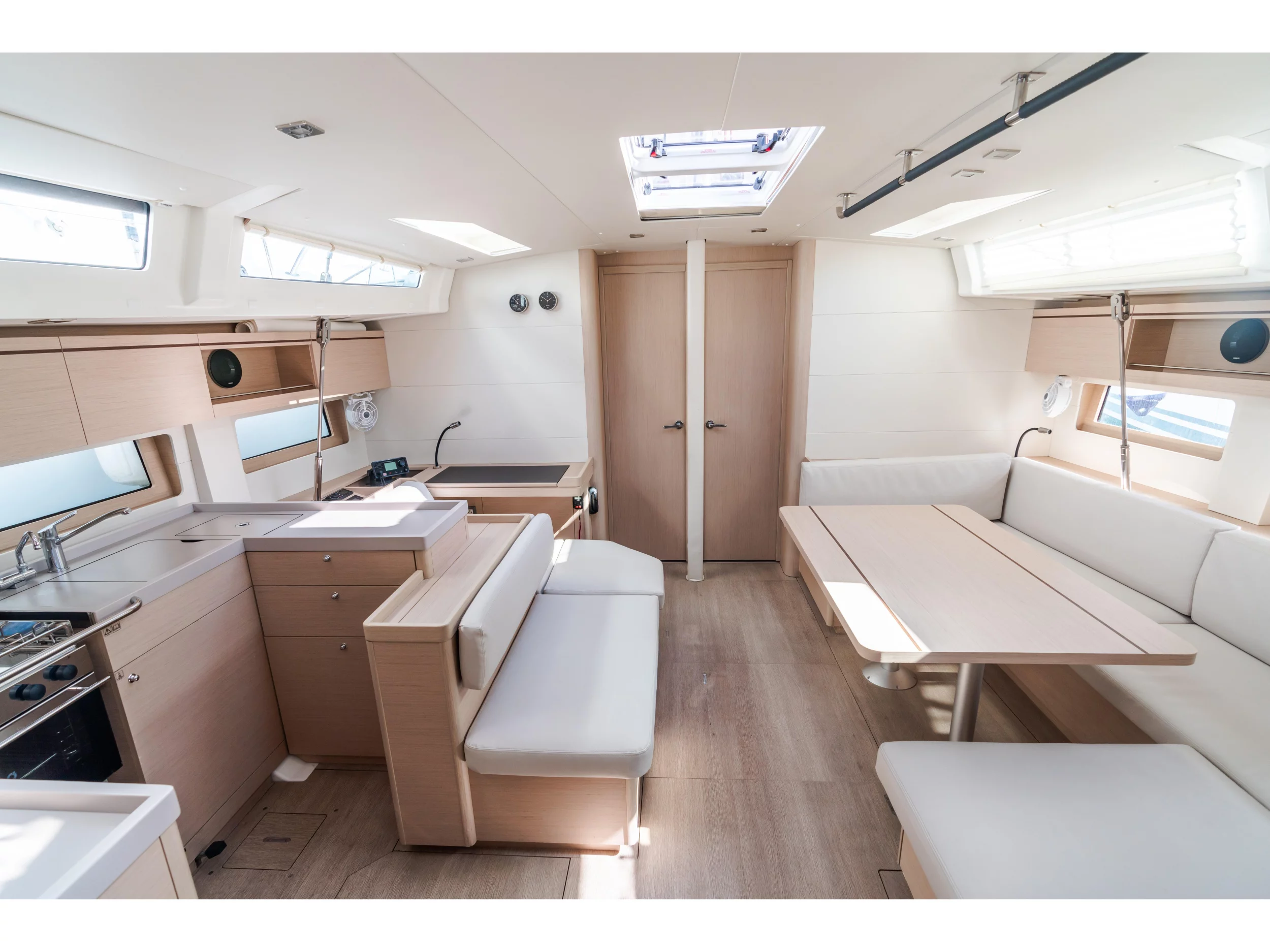 Oceanis 51.1 (Anfitrite - Comfort line) Interior image - 25
