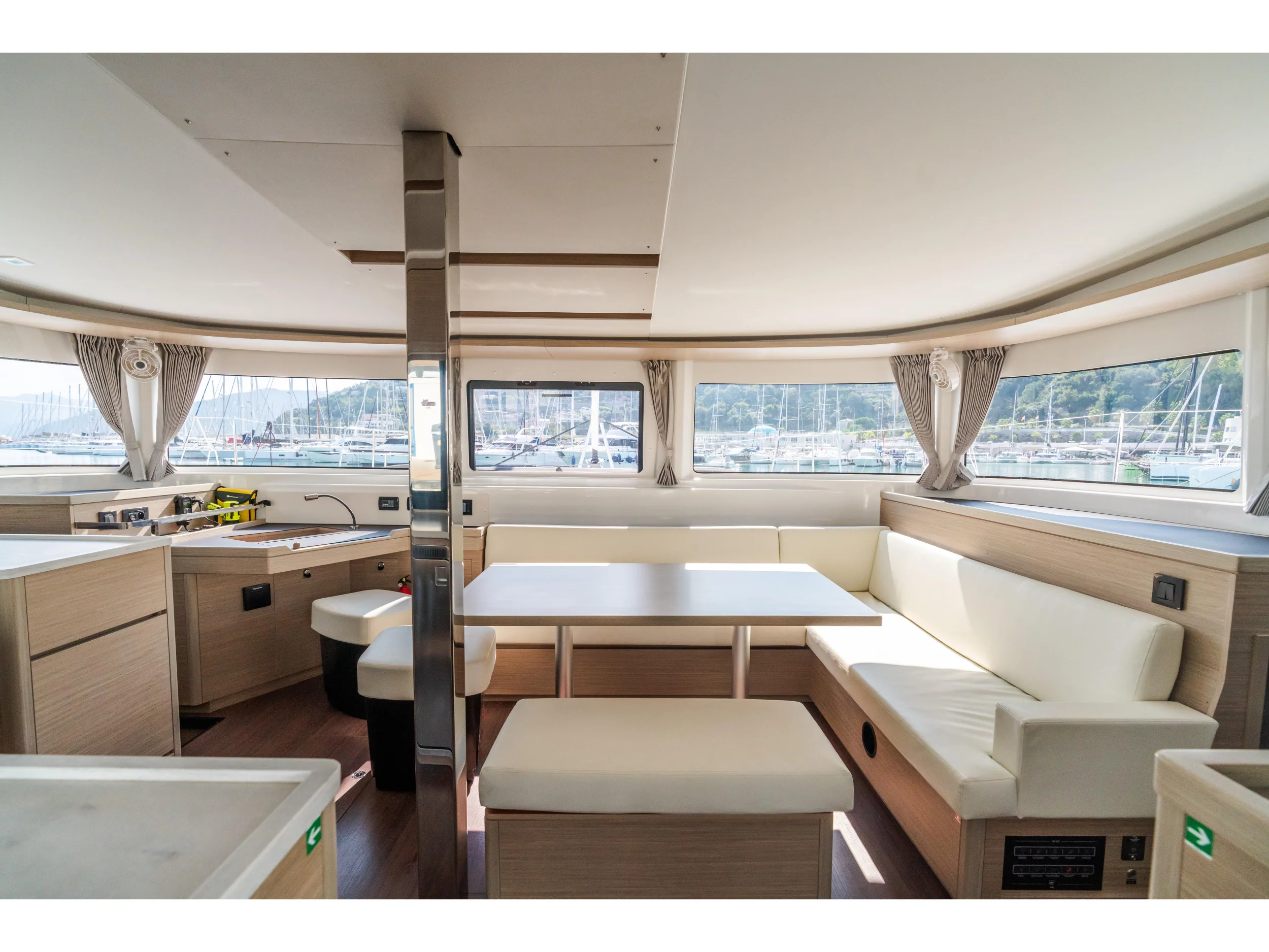 Lagoon 46 (Big Cucuncio - Premium Crewed line) Interior image - 33