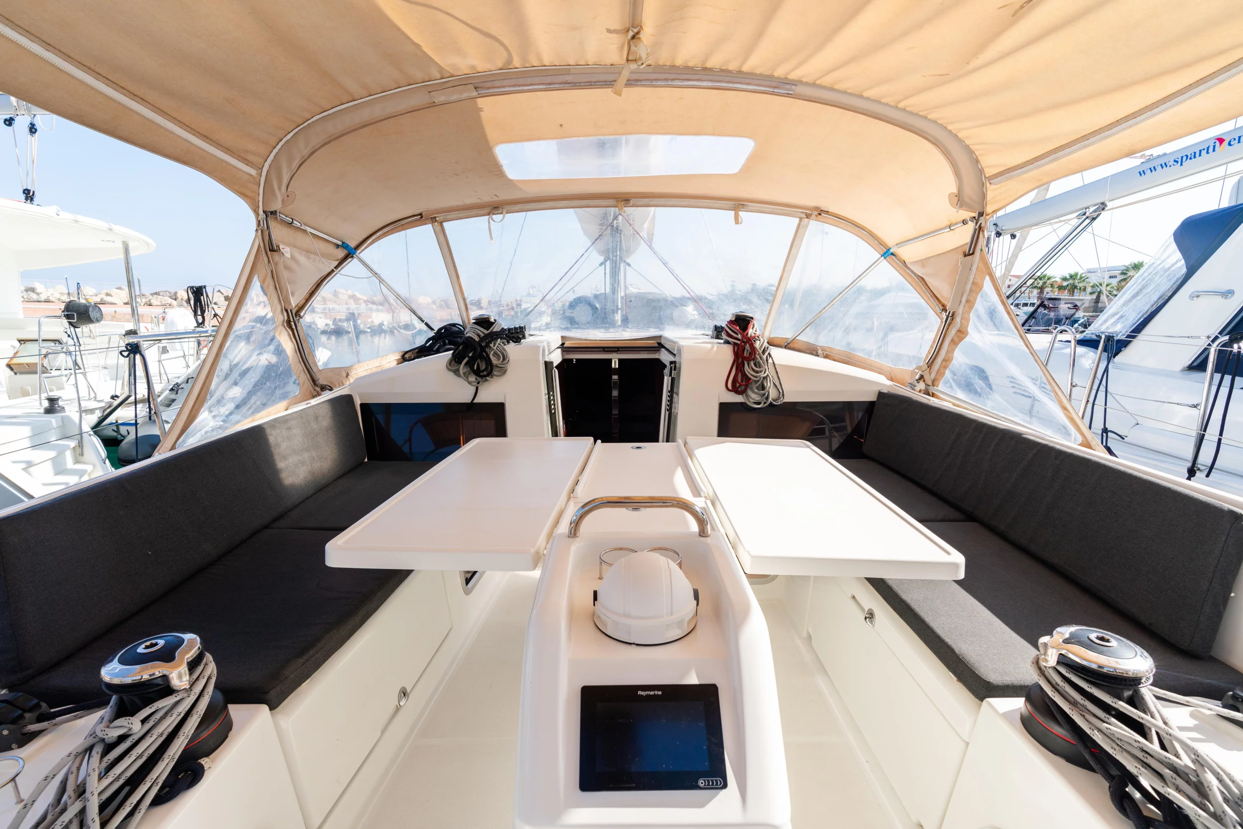 Sun Odyssey 440 (Diana - Standard line)  - 6