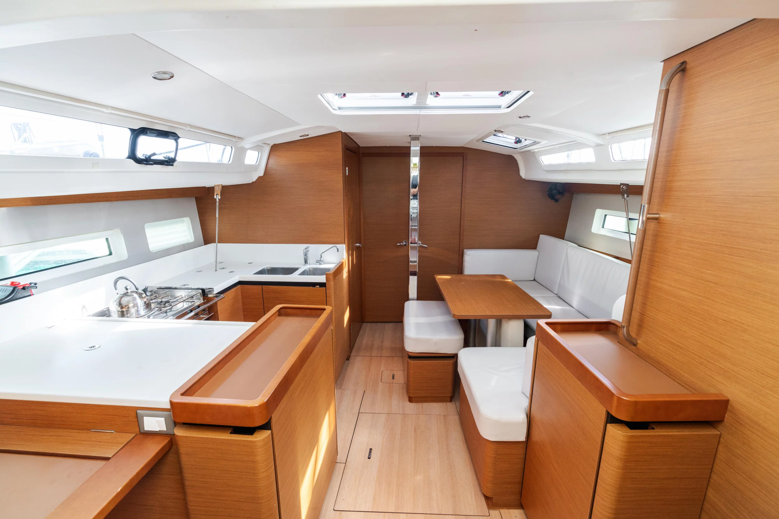 Sun Odyssey 440 (Diana - Standard line)  - 20