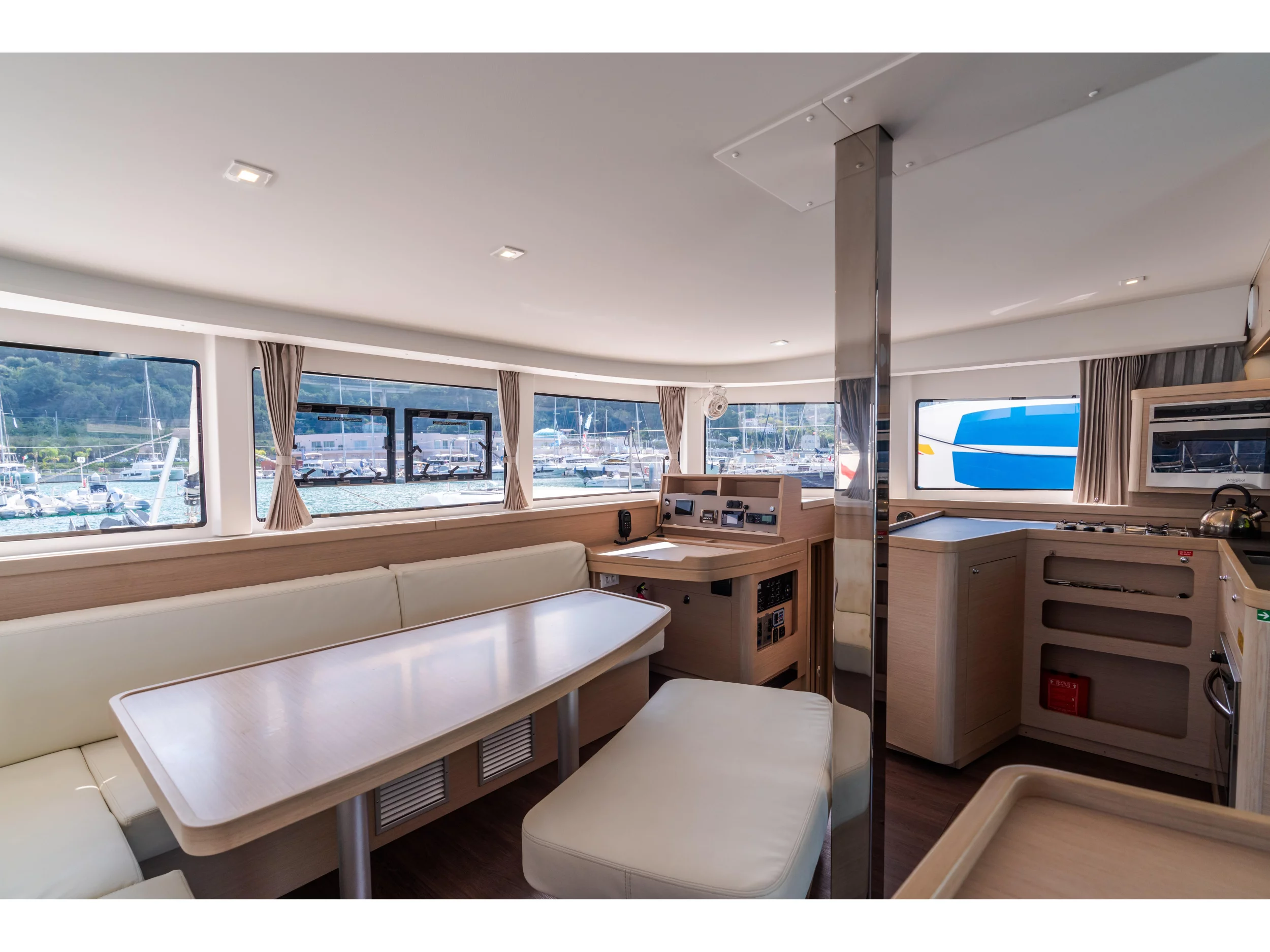 Lagoon 42 (Ferd - Premium line) Interior image - 24