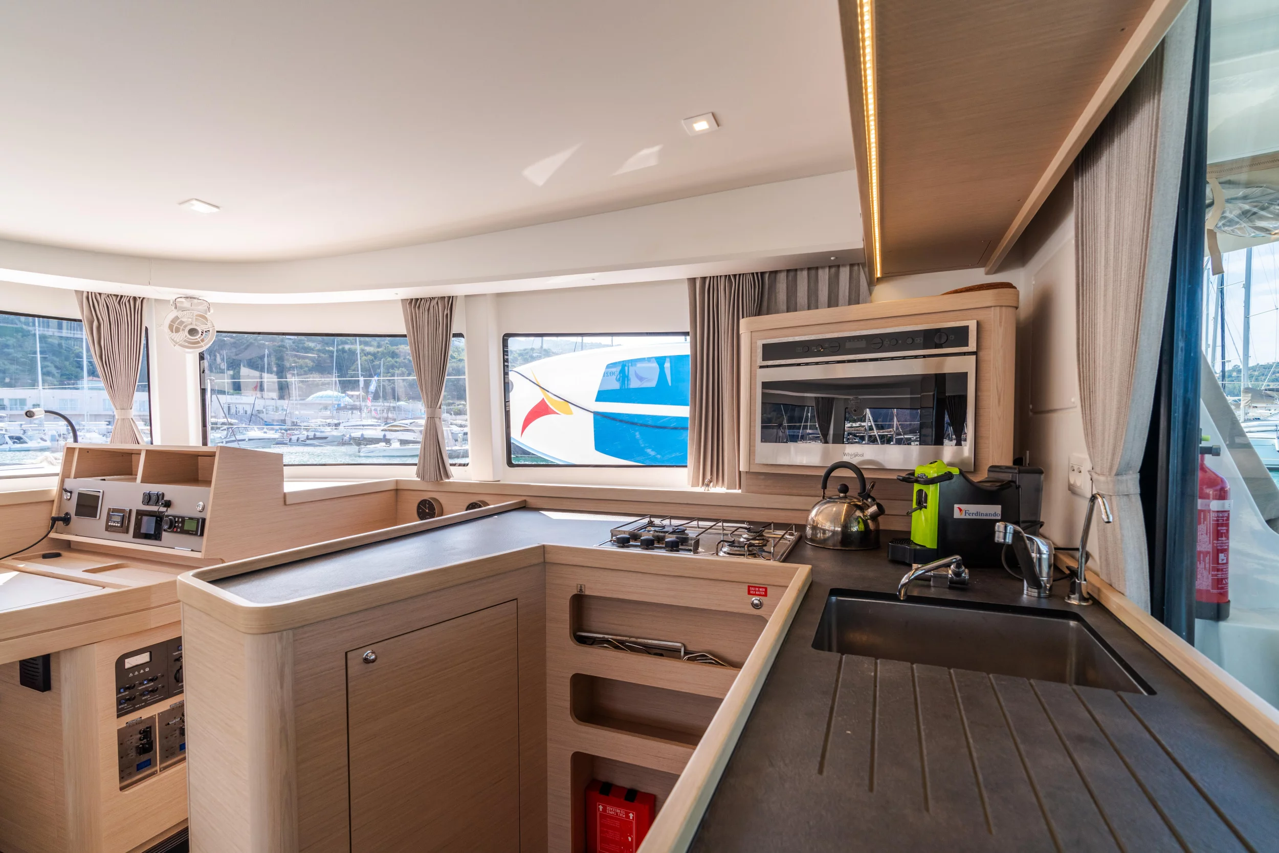 Lagoon 42 (Ferd - Premium line)  - 13