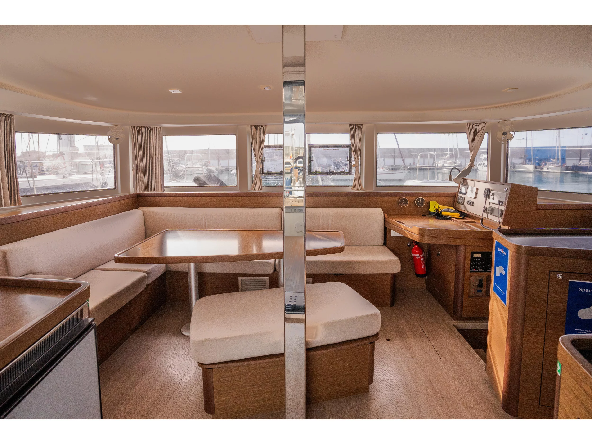 Lagoon 42 (Gelsomino - Comfort line) Interior image - 43