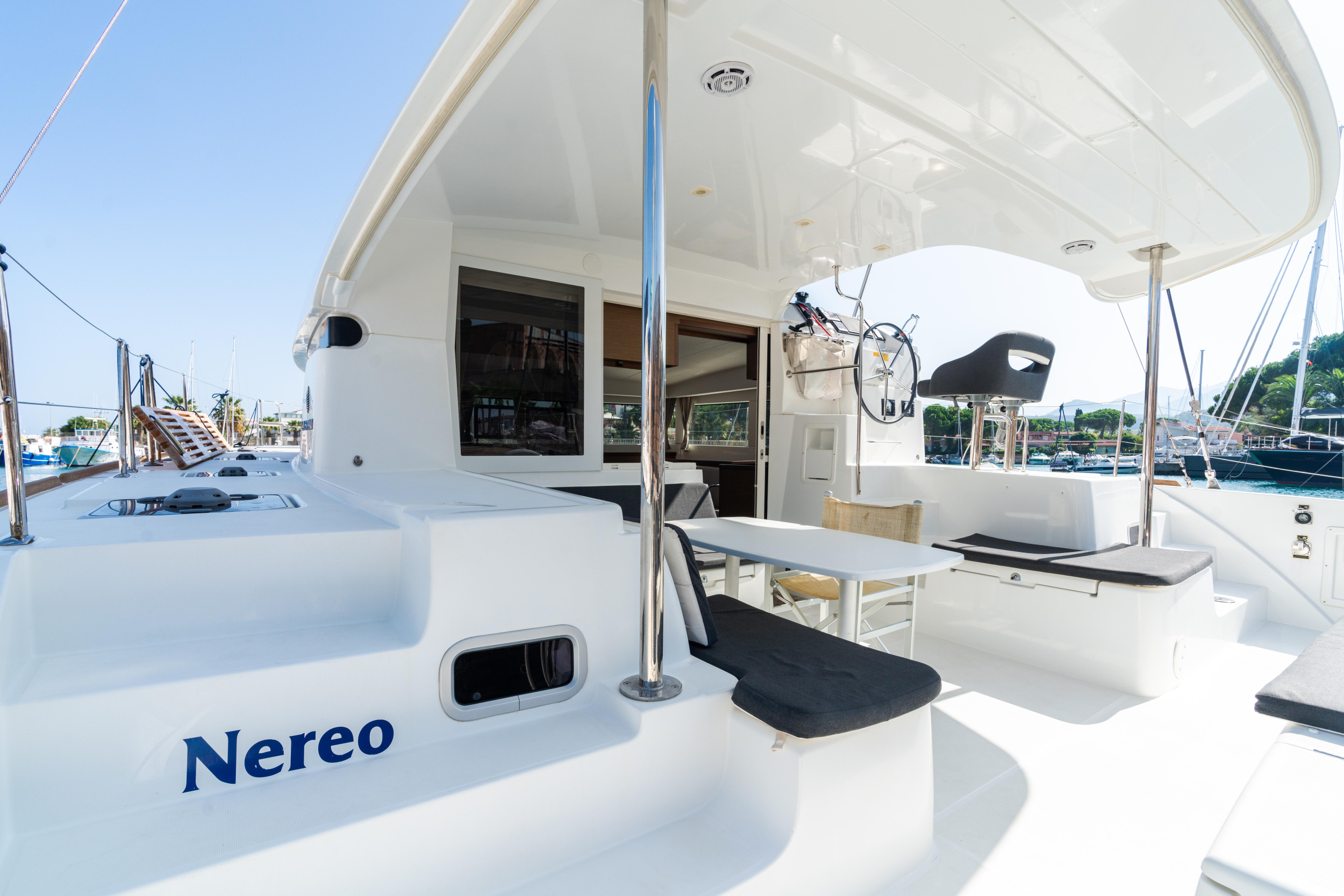 Photo #14 - Lagoon 40 (Nereo - Standard line) in Portorosa - 24559