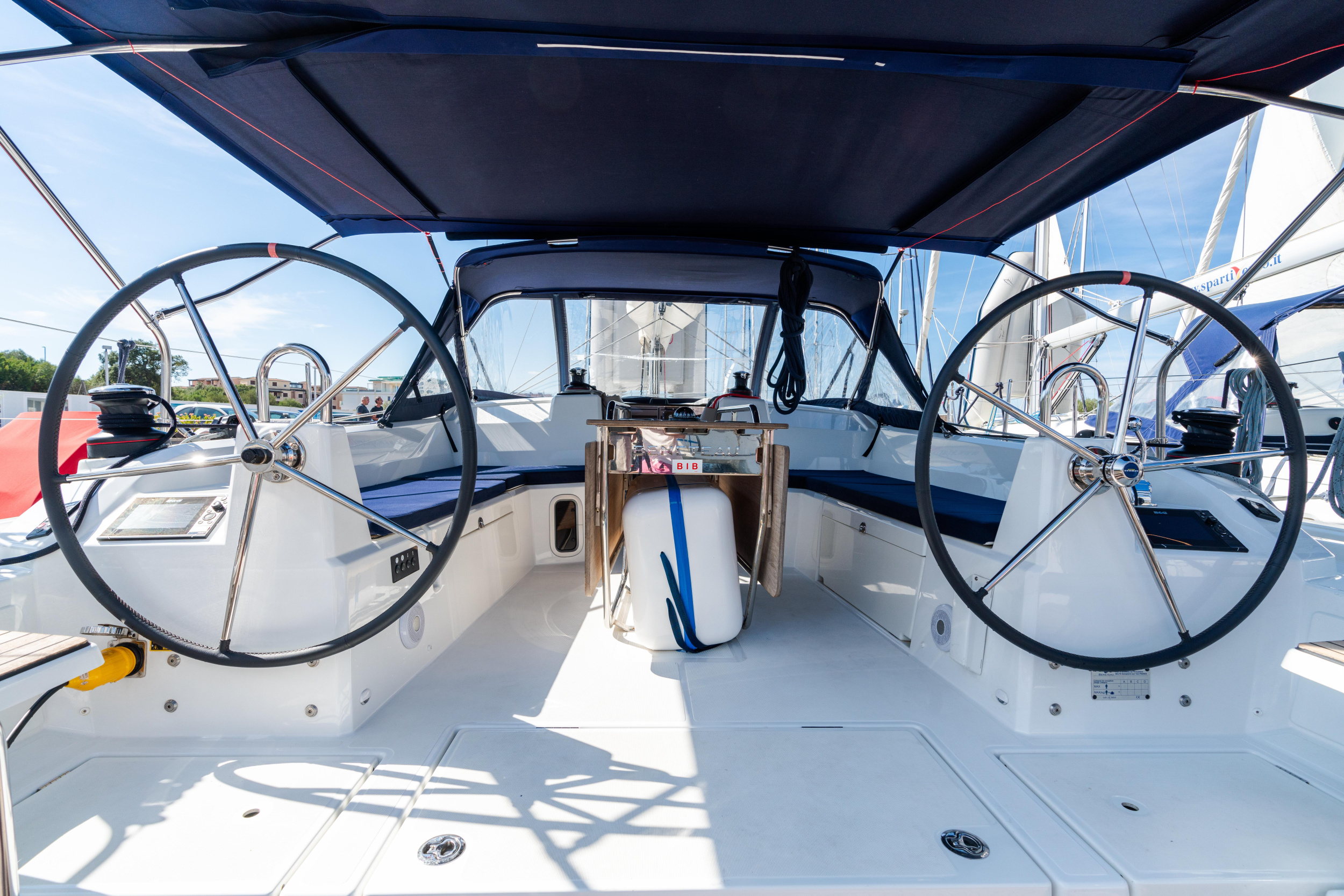 Photo #15 - Oceanis 40.1 (Oneiros - Comfort line) en Olbia - 7847