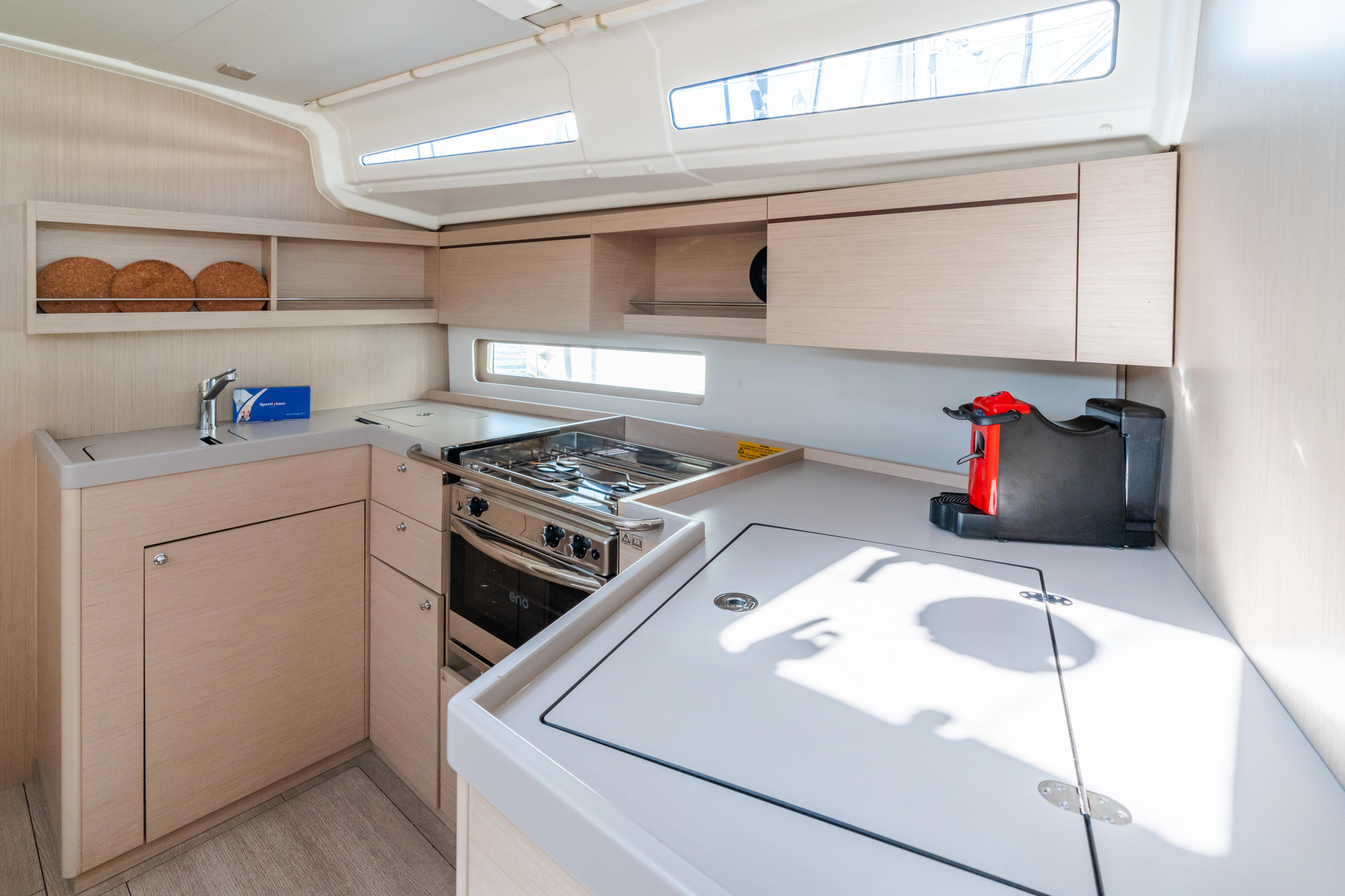 Photo #12 - Oceanis 40.1 (Oneiros - Comfort line) en Olbia - 7847
