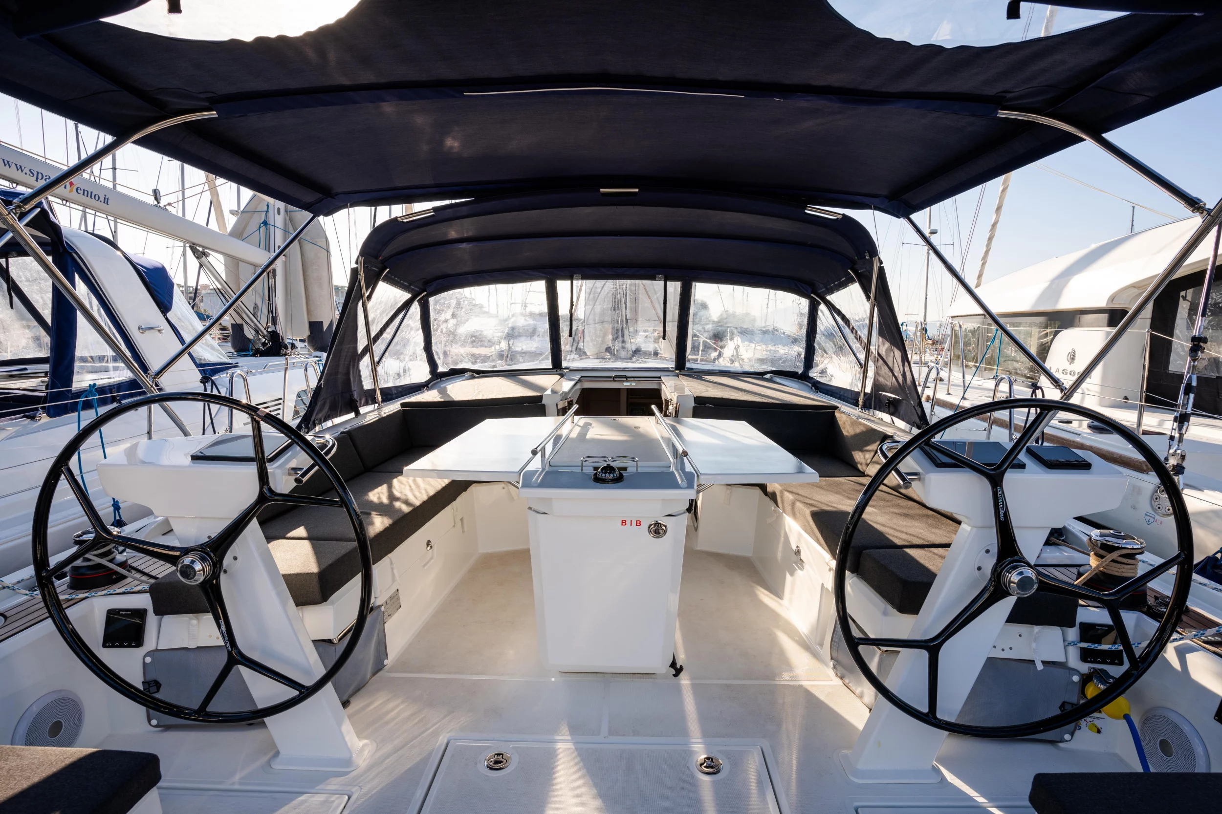Oceanis 46.1 (bunk cab) (Persefone - Comfort line)  - 18