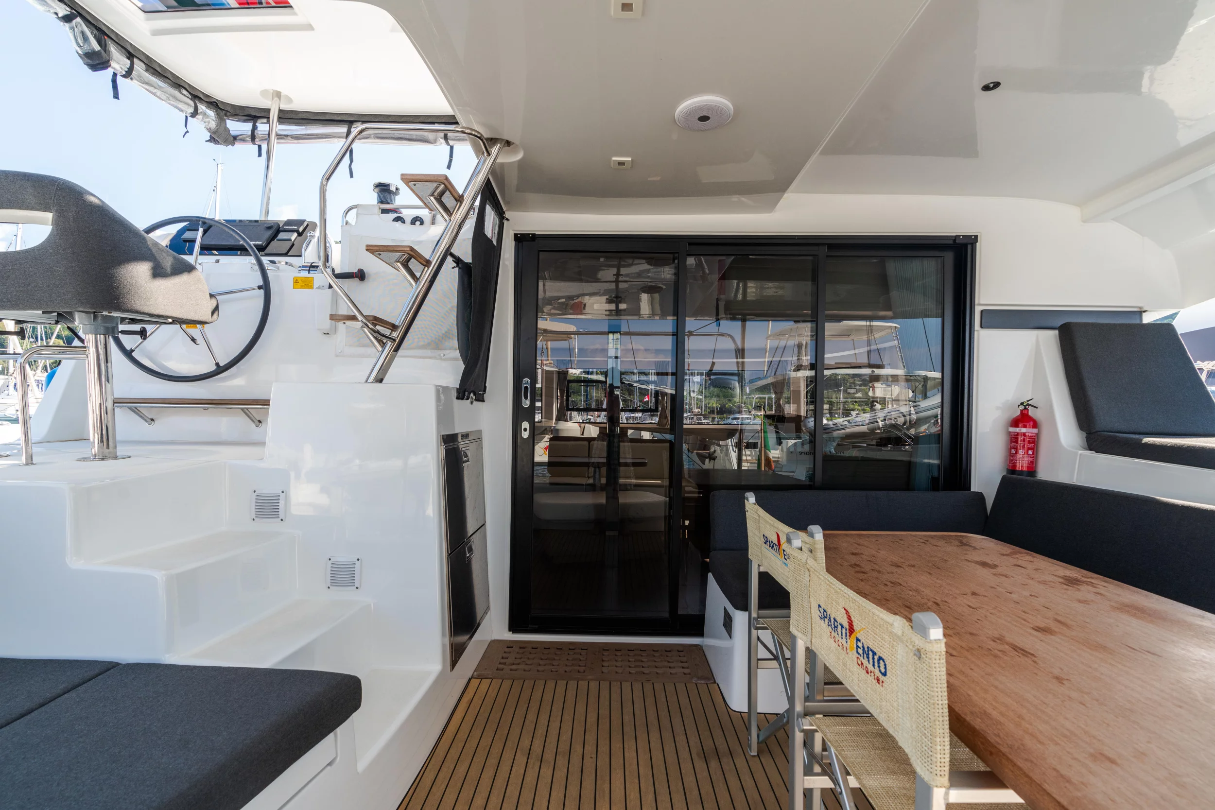 Lagoon 42 (Sirius - Premium line)  - 24