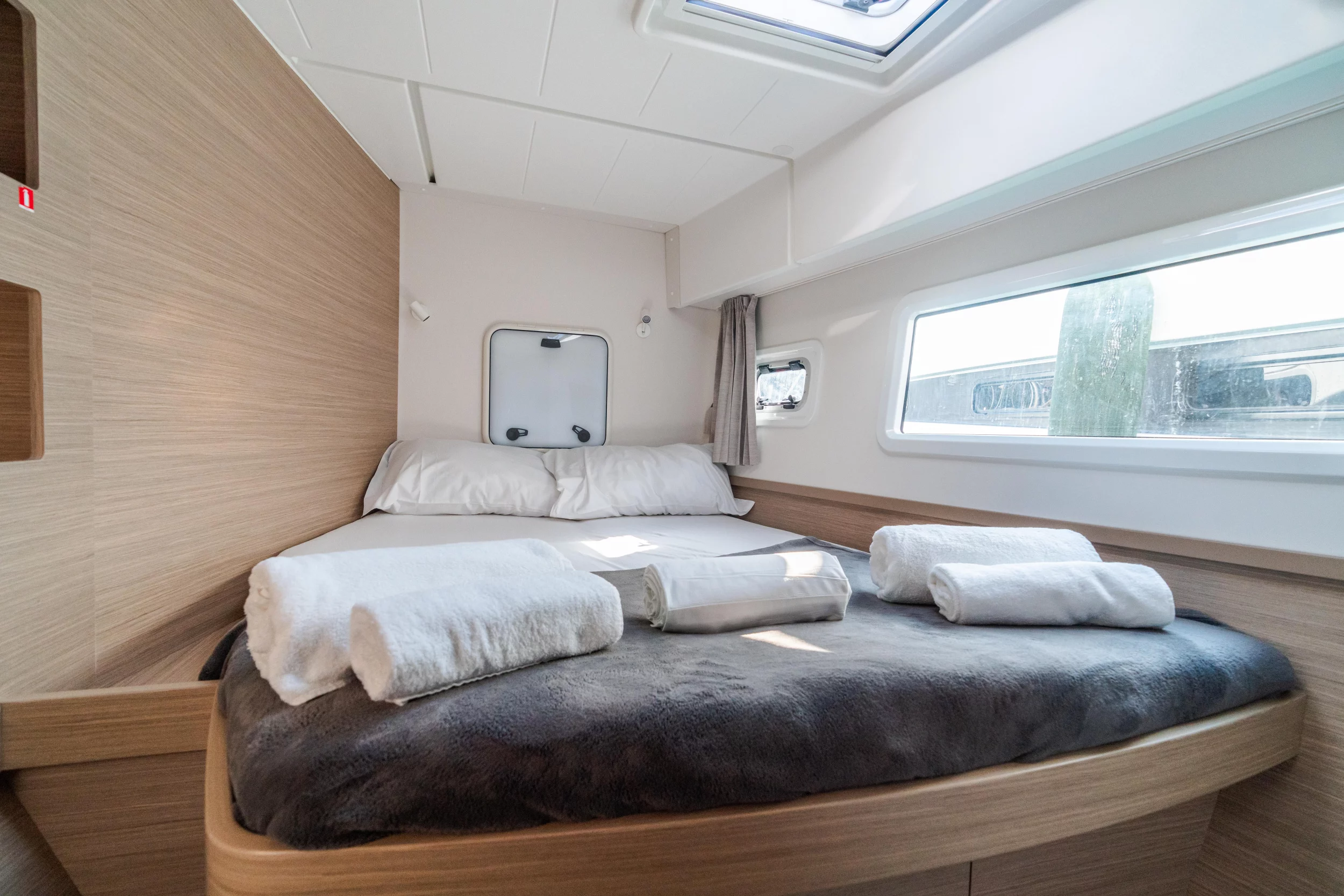 Lagoon 42 (Sirius - Premium line)  - 23