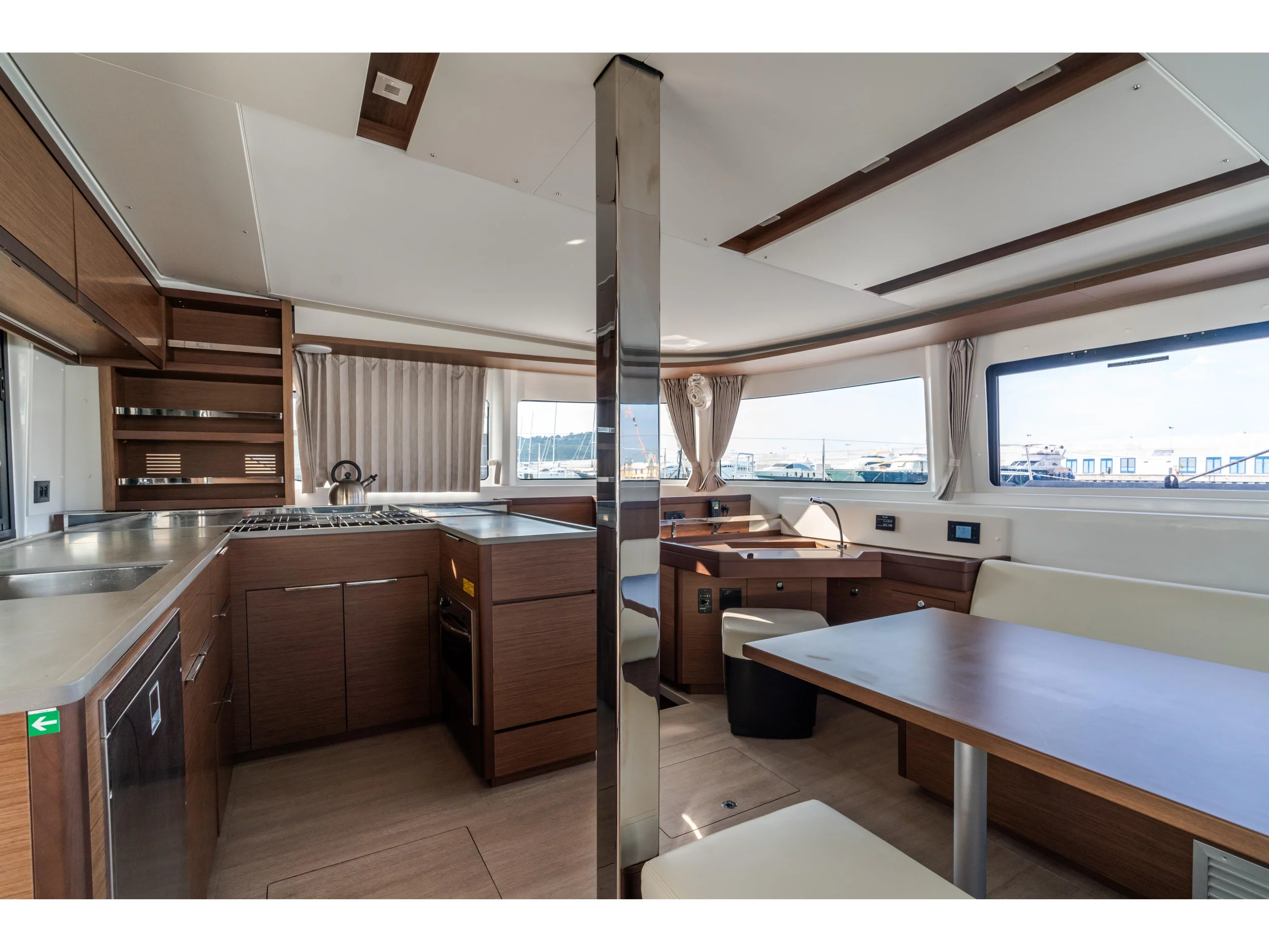 Lagoon 46 (Sonia - Premium Crewed line) Interior image - 22