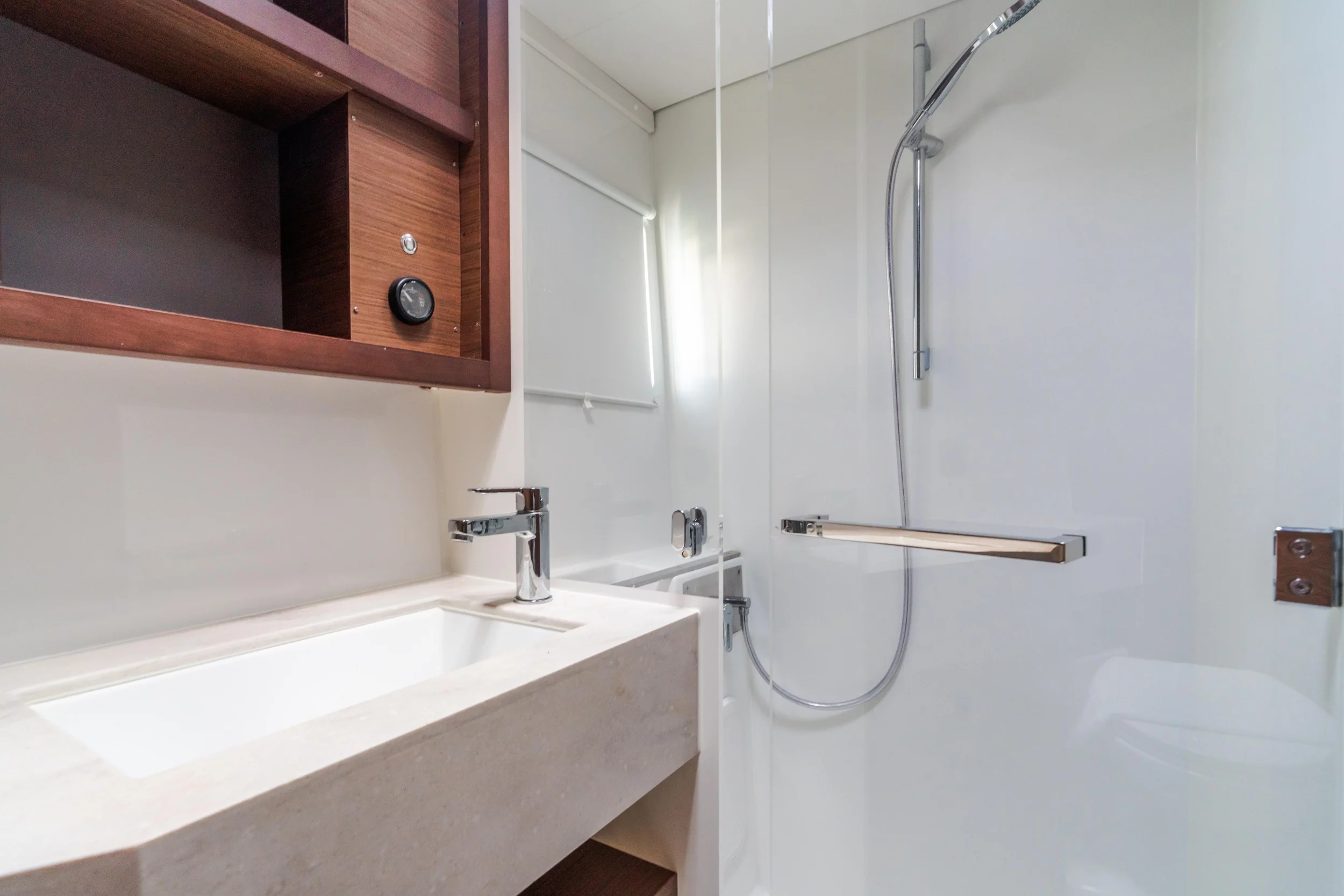 Lagoon 46 (Sonia - Premium Crewed line)  - 14