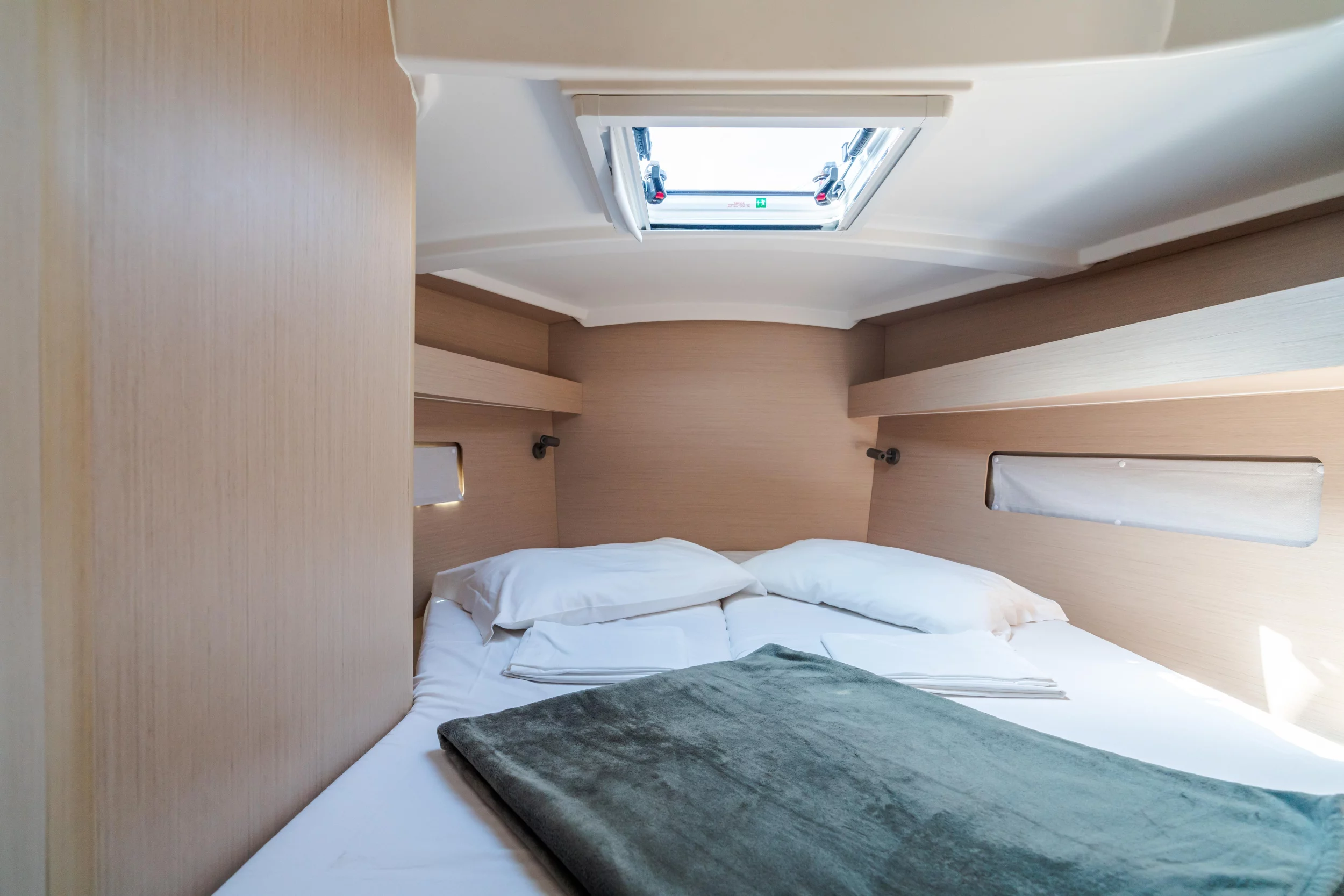 Oceanis 40.1 (Tecla - Comfort line)  - 18