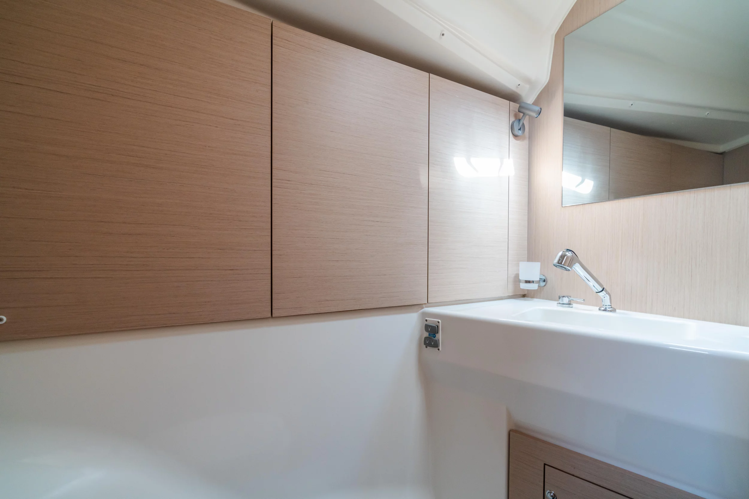 Oceanis 40.1 (Tecla - Comfort line)  - 16
