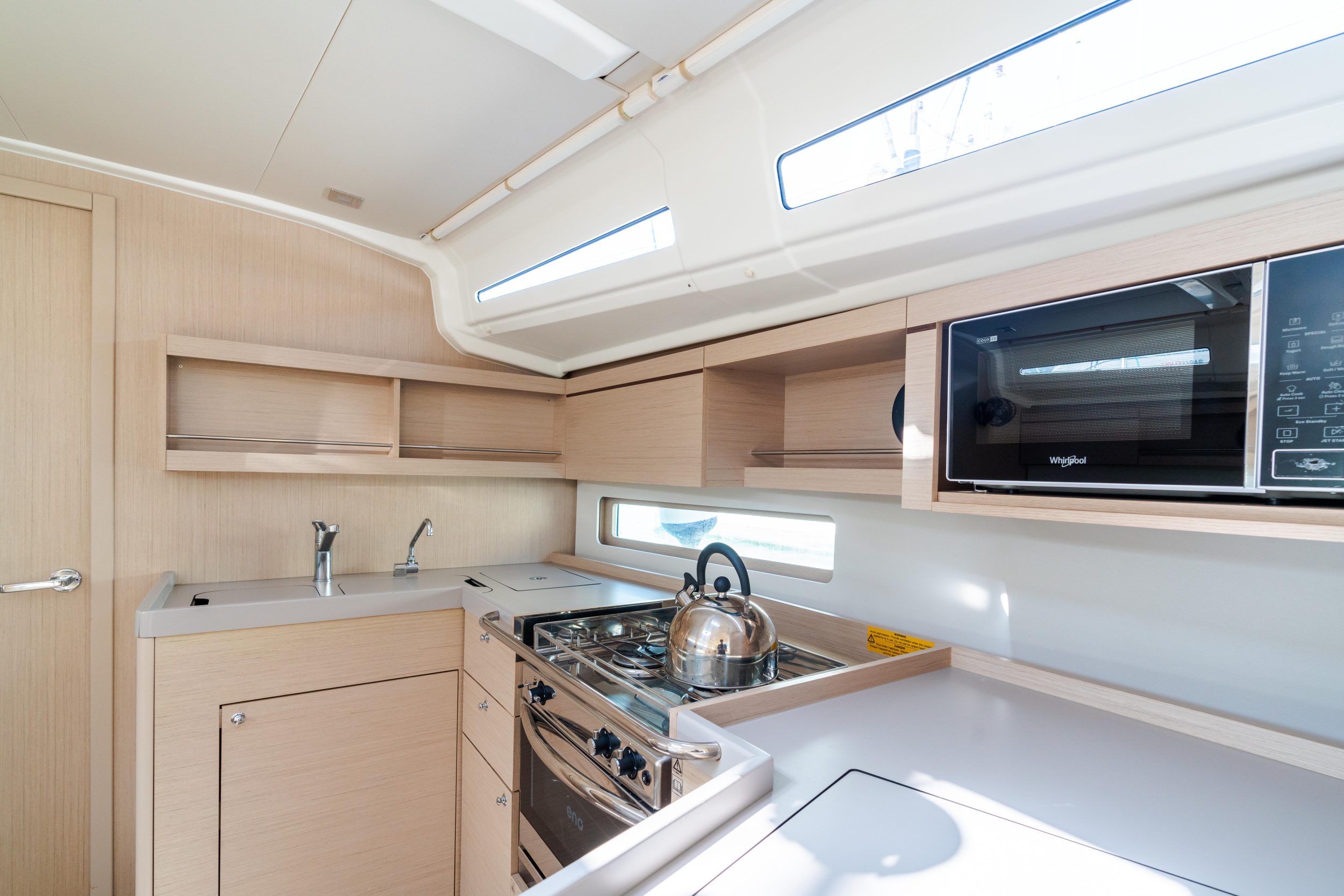 Photo #15 - Oceanis 40.1 (Tecla - Comfort line) en Olbia - 6372