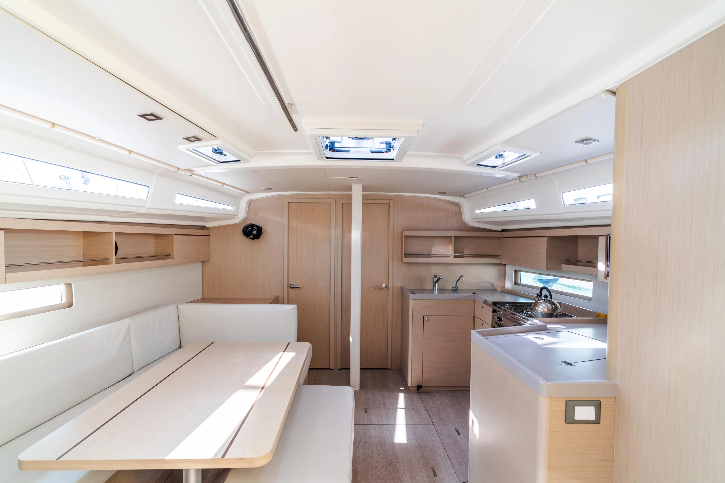 Oceanis 40.1 (Tecla - Comfort line)  - 12