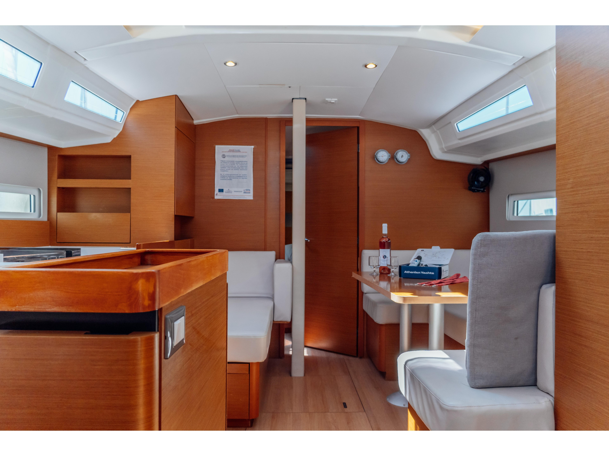 Sun Odyssey 410 — photo 6