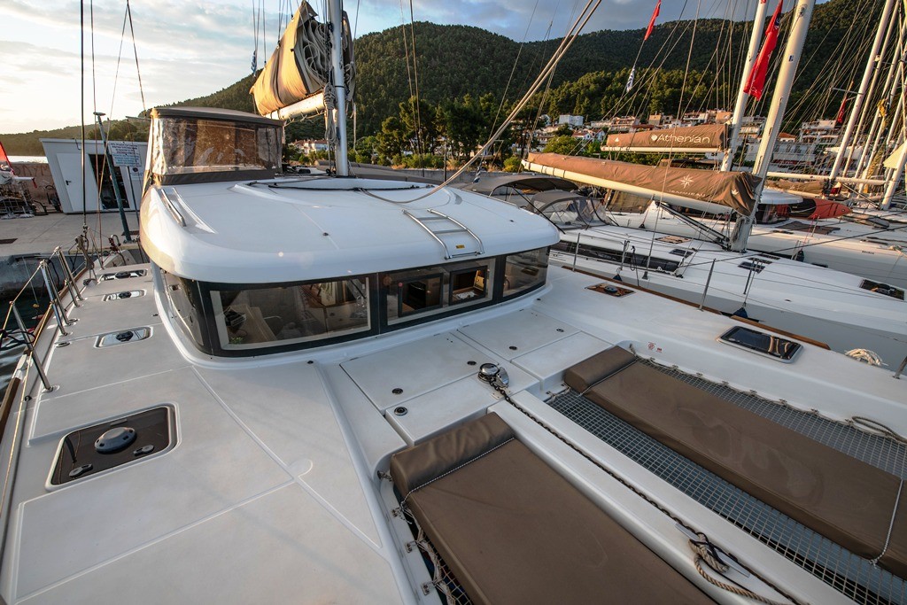 Lagoon 40 — photo 15