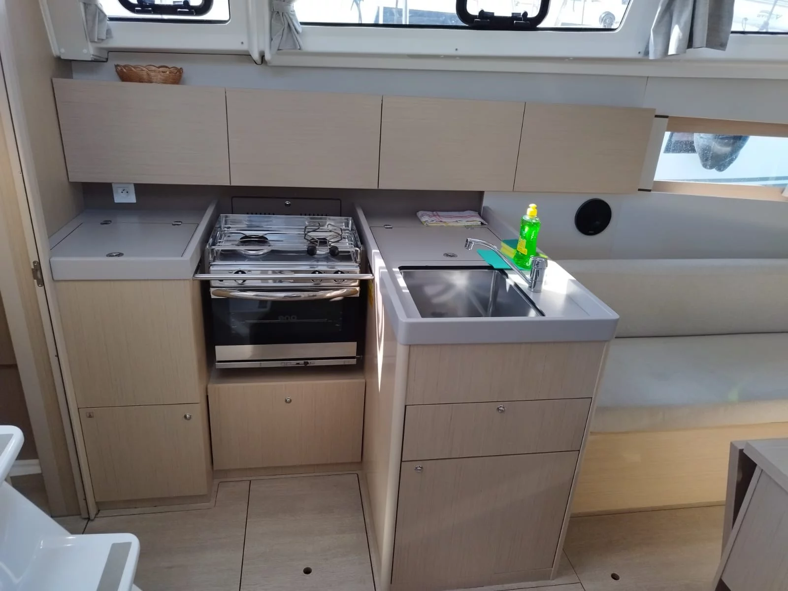 Oceanis 38.1 7 Personen (Lukas)  - 13
