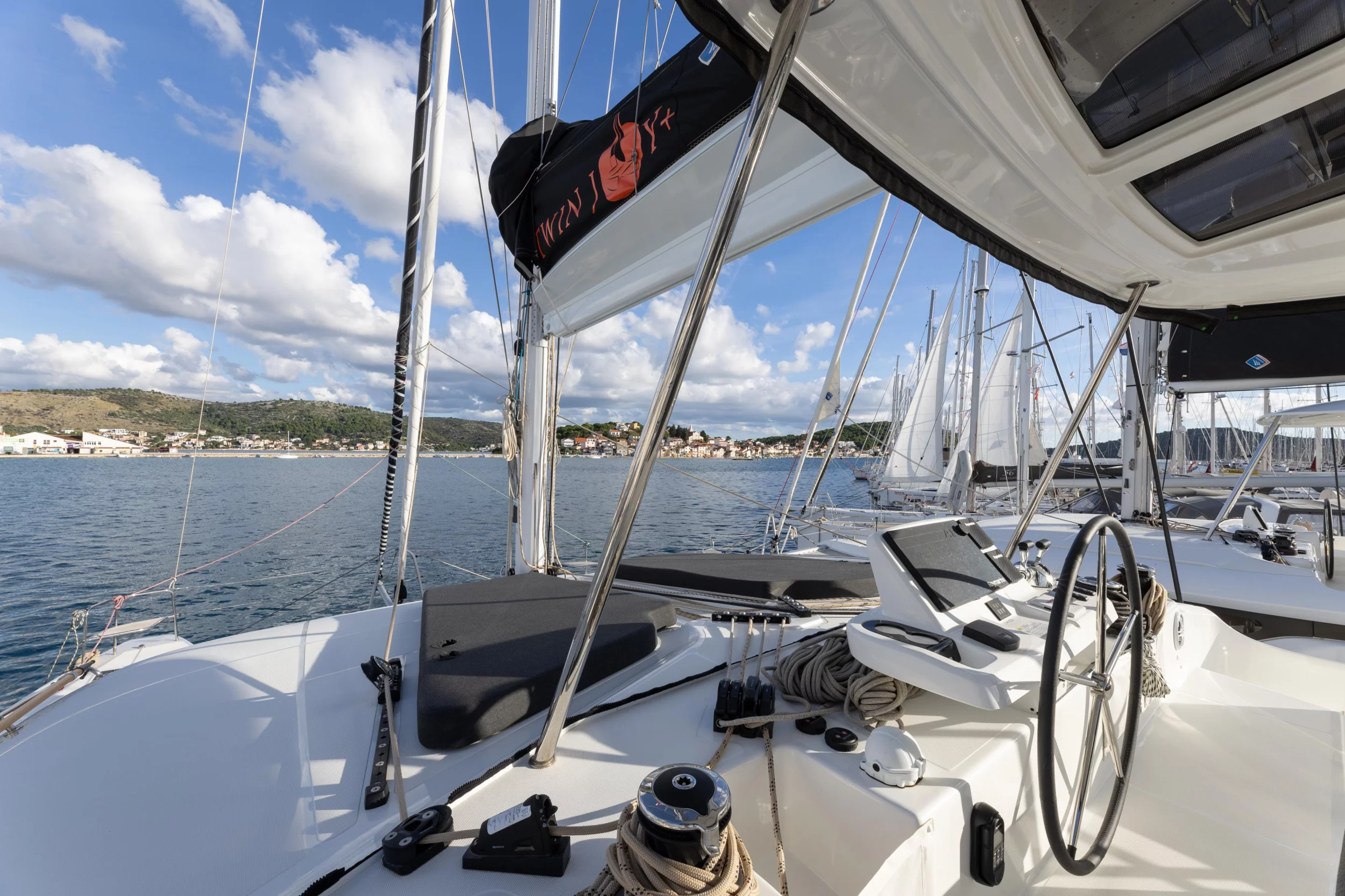 Lagoon 51 (Twin Joy +)  - 56