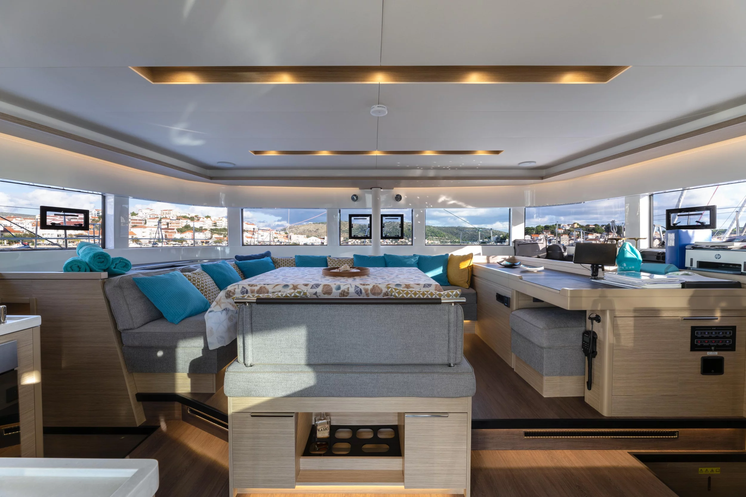 Lagoon 51 (Twin Joy +)  - 24