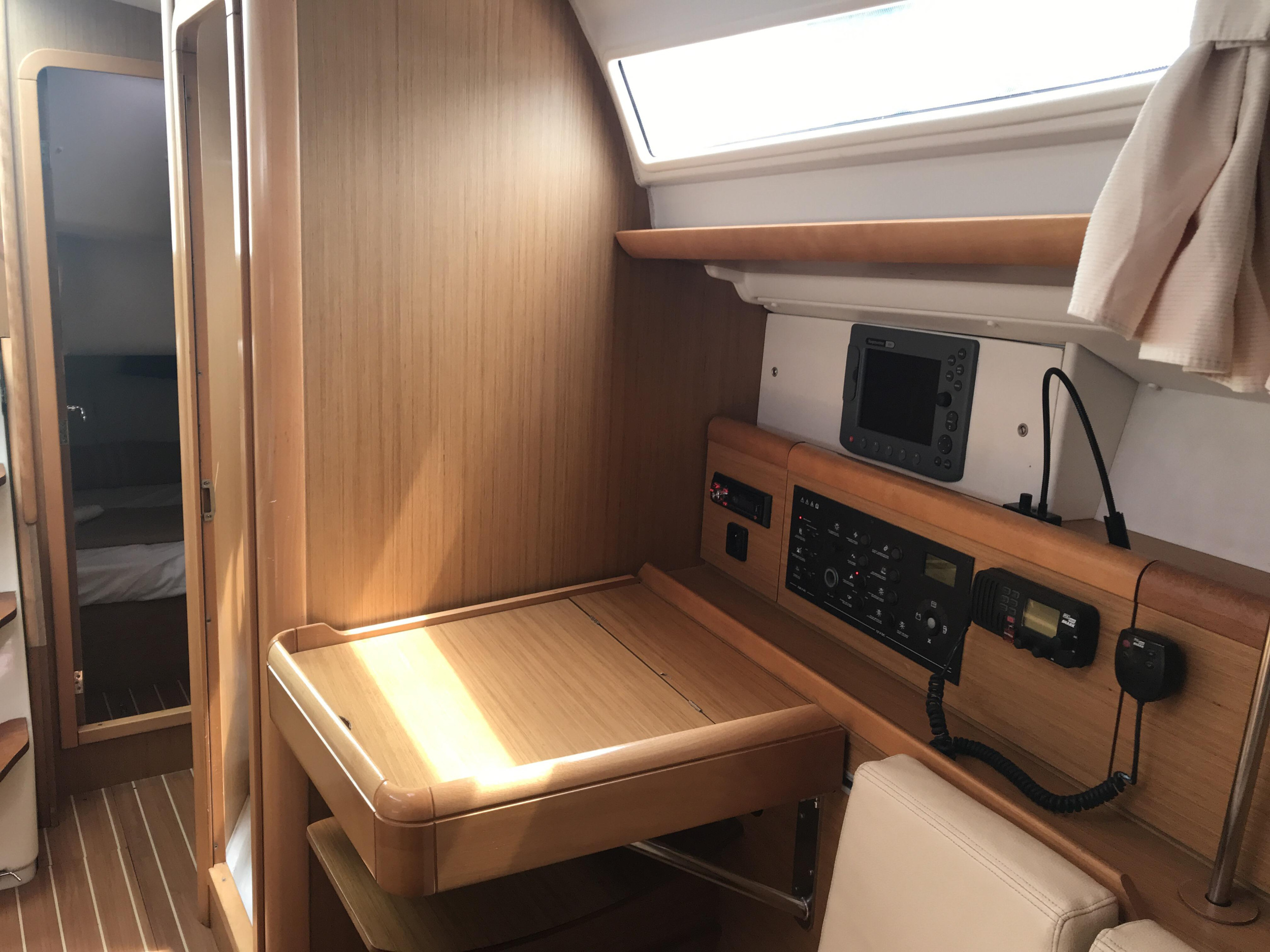 Photo #8 - Sun Odyssey 36i (Lyra) in Portisco - 8814
