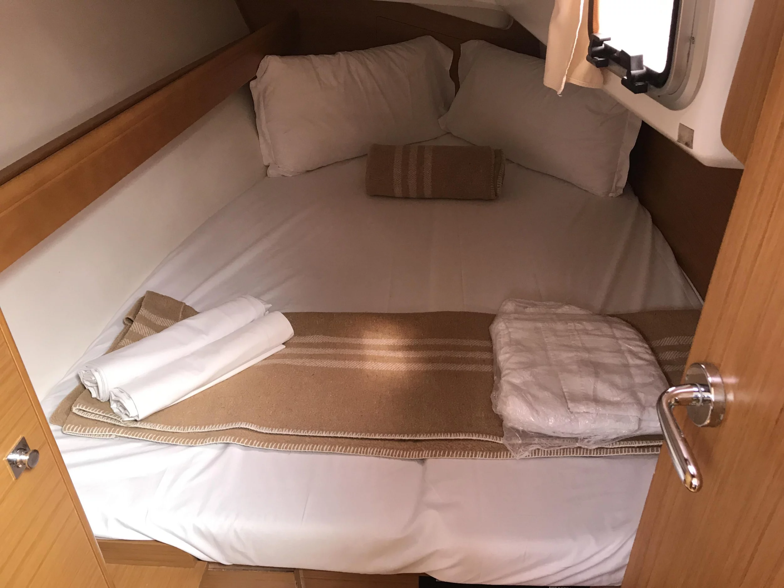 Sun Odyssey 36i (Lyra)  - 3