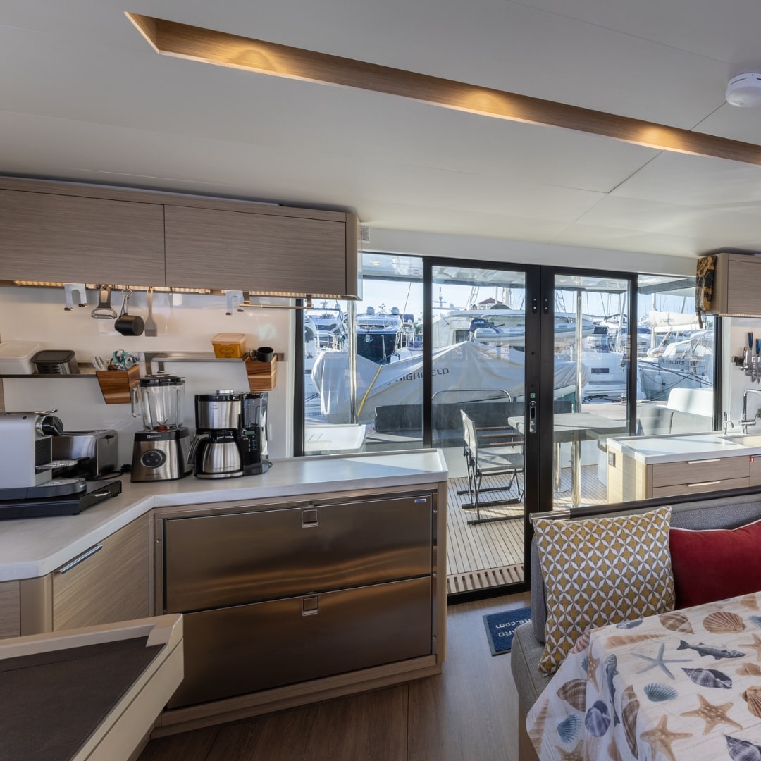 Photo #12 - Lagoon 51 (Twin Joy +) in Trogir - 63694