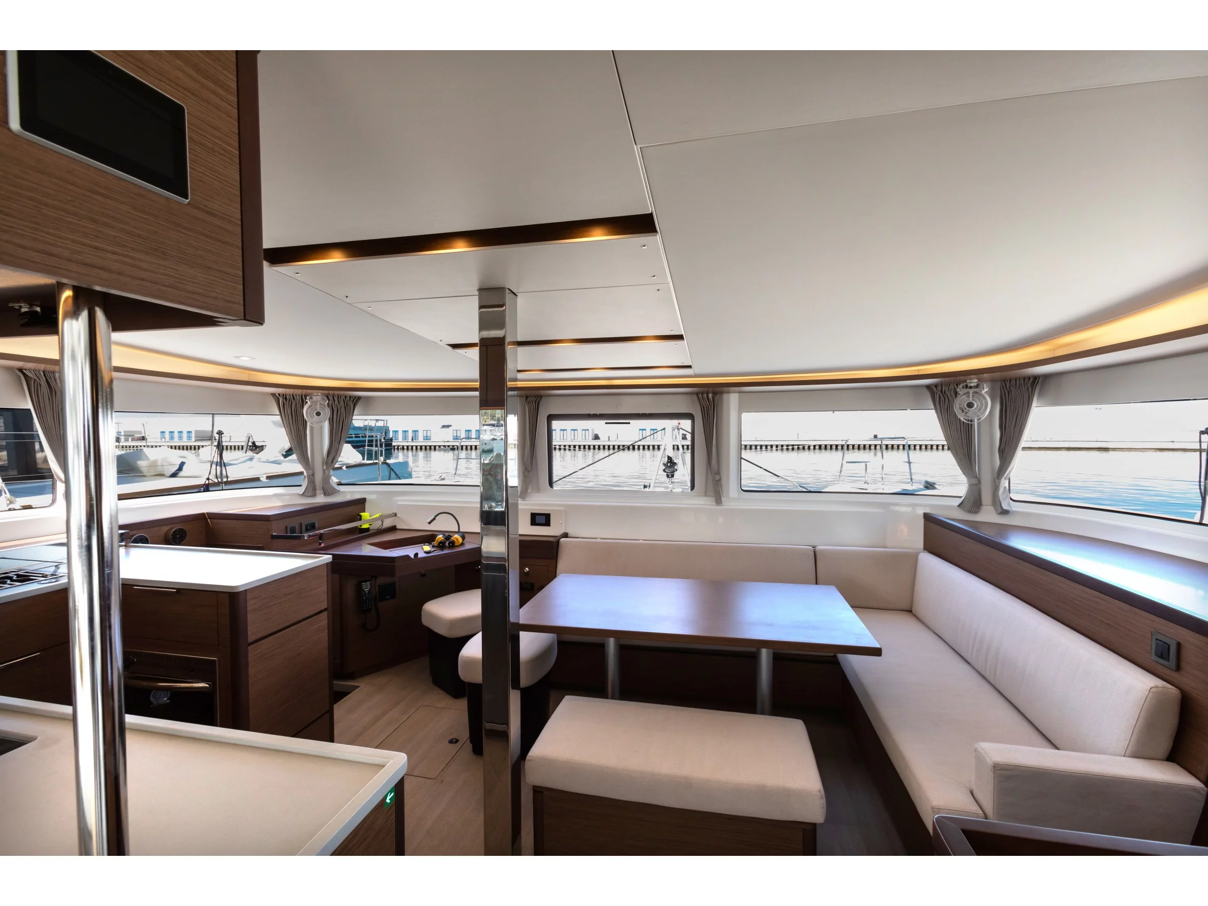 Lagoon 46 (Carruba - Premium line) Interior image - 5