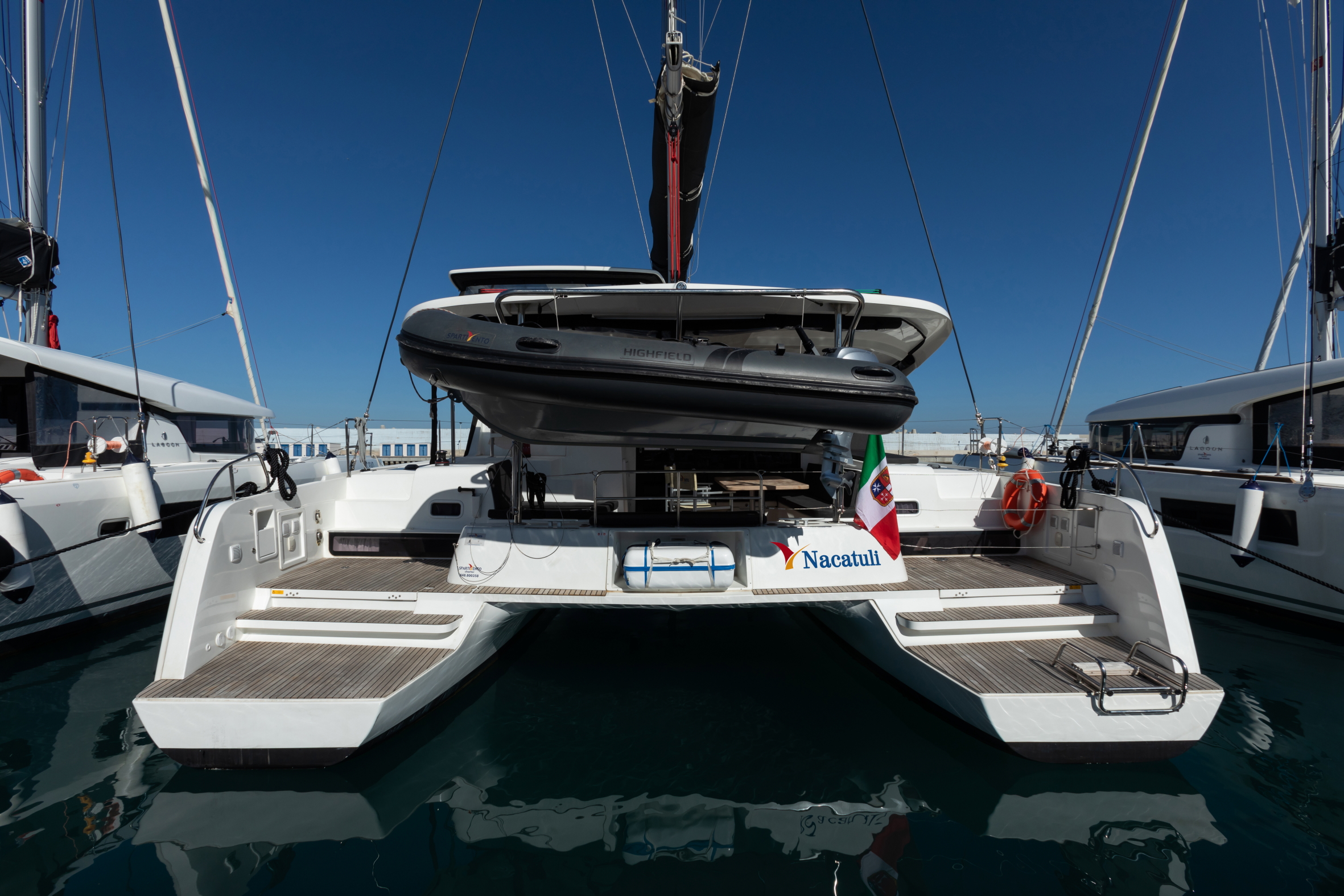 Photo #2 - Lagoon 42 (Nacatuli - Standard line) in Capo d'Orlando - 24479