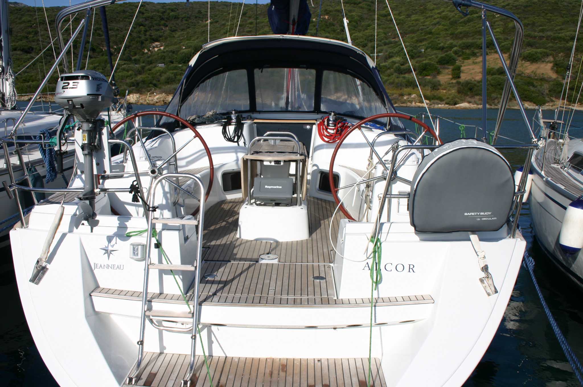 Photo #7 - Sun Odyssey 44i (Alcor) en Portisco - 9846