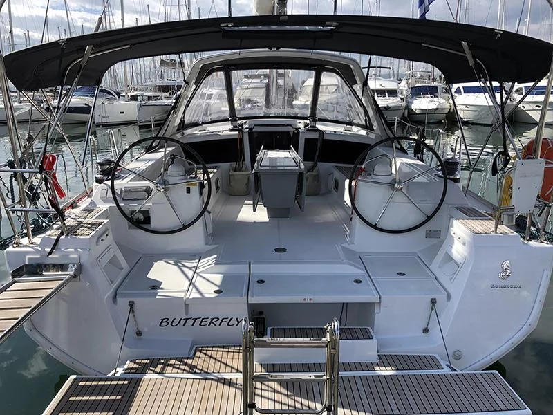 Oceanis 48 (Butterfly ( - - 12 pax))  - 15
