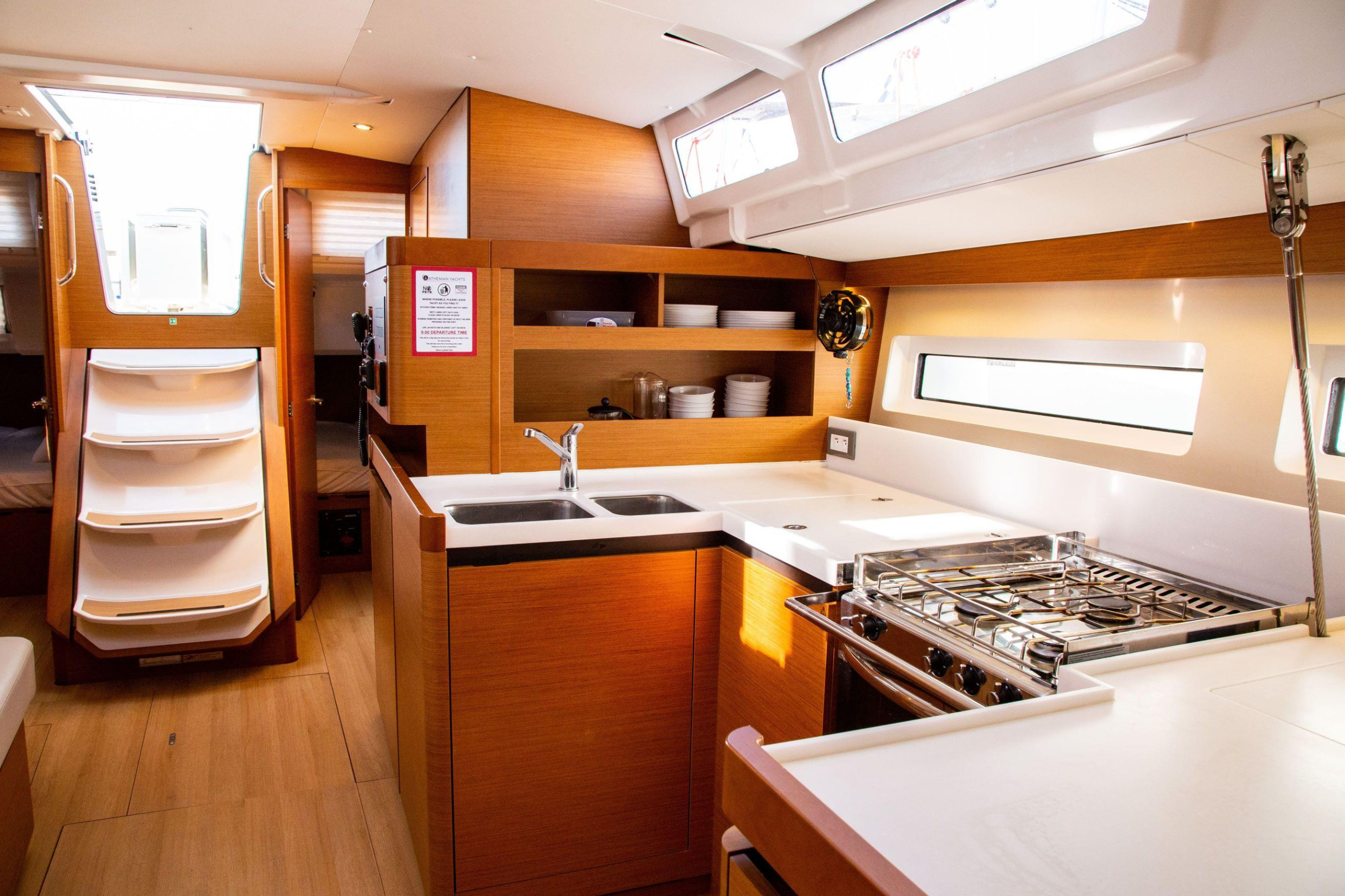 Sun Odyssey 490 4 cabins — photo 3