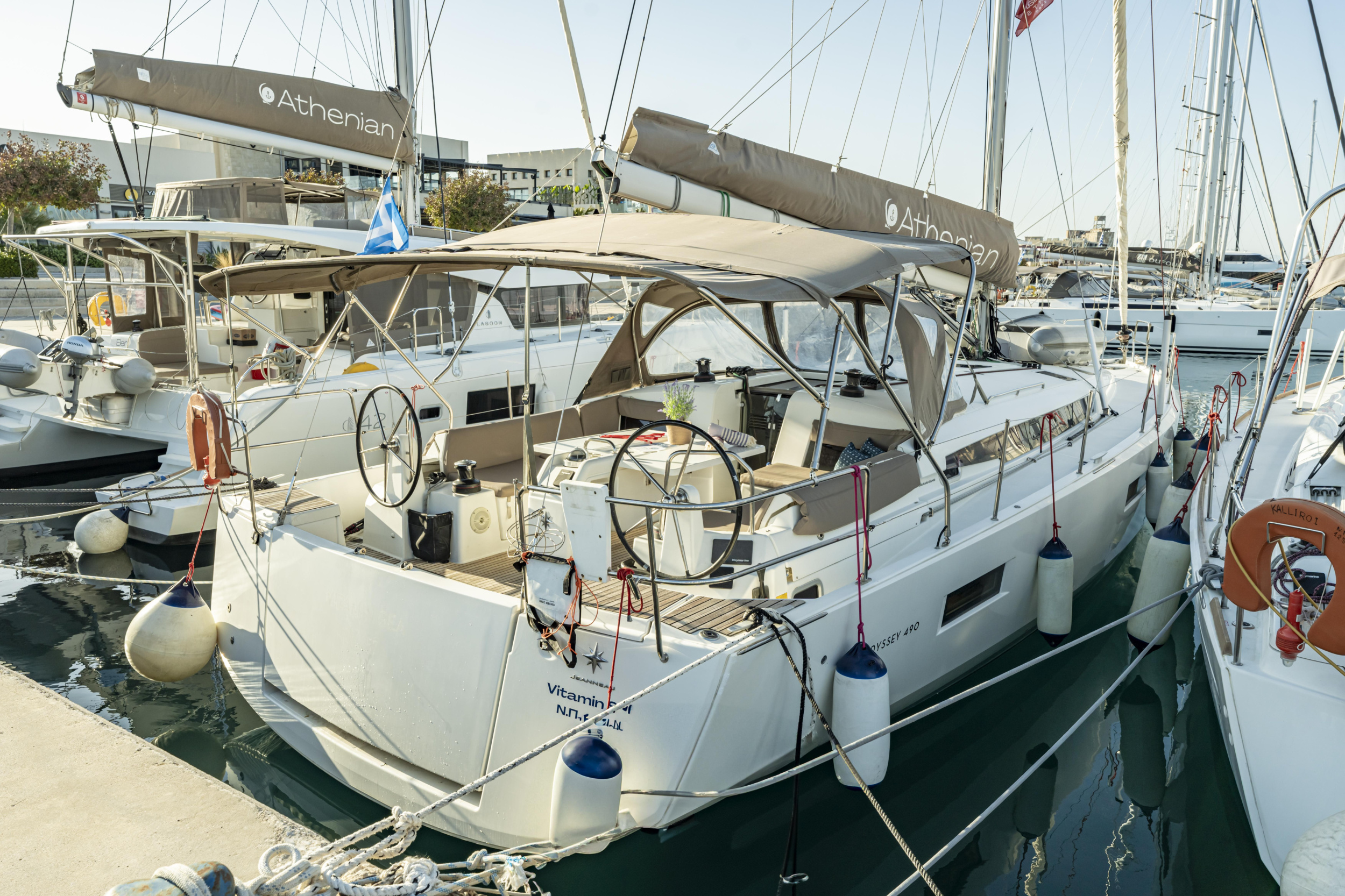 Sun Odyssey 490 4 cabins — photo 6