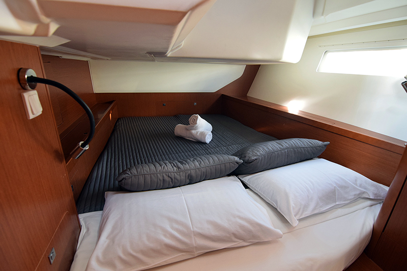 Photo #12 - Oceanis 45 (Semiramis (Refit 2021)) in Corfu - 10390