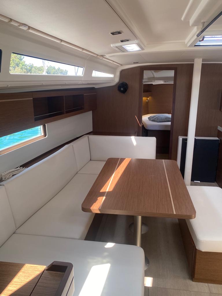 Photo #8 - Oceanis 40.1 (Kiki) in Rogoznica - 18496