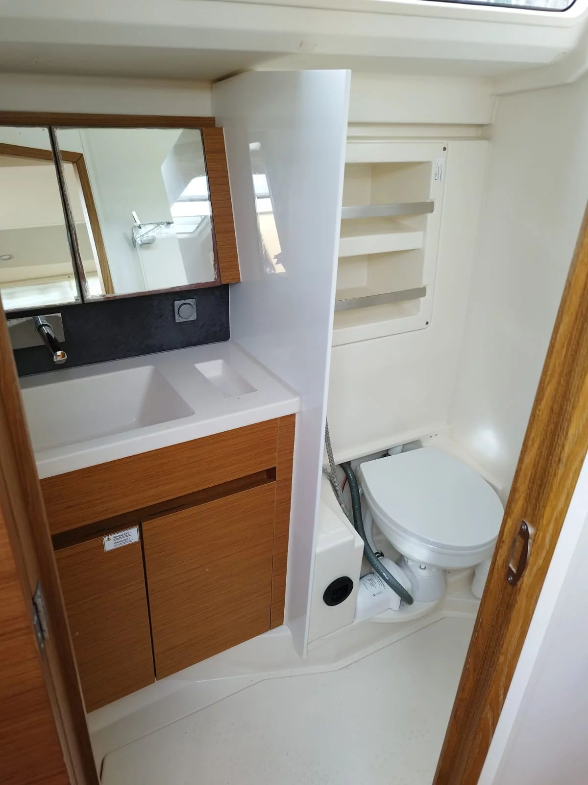 Hanse 418 (Laysan)  - 7