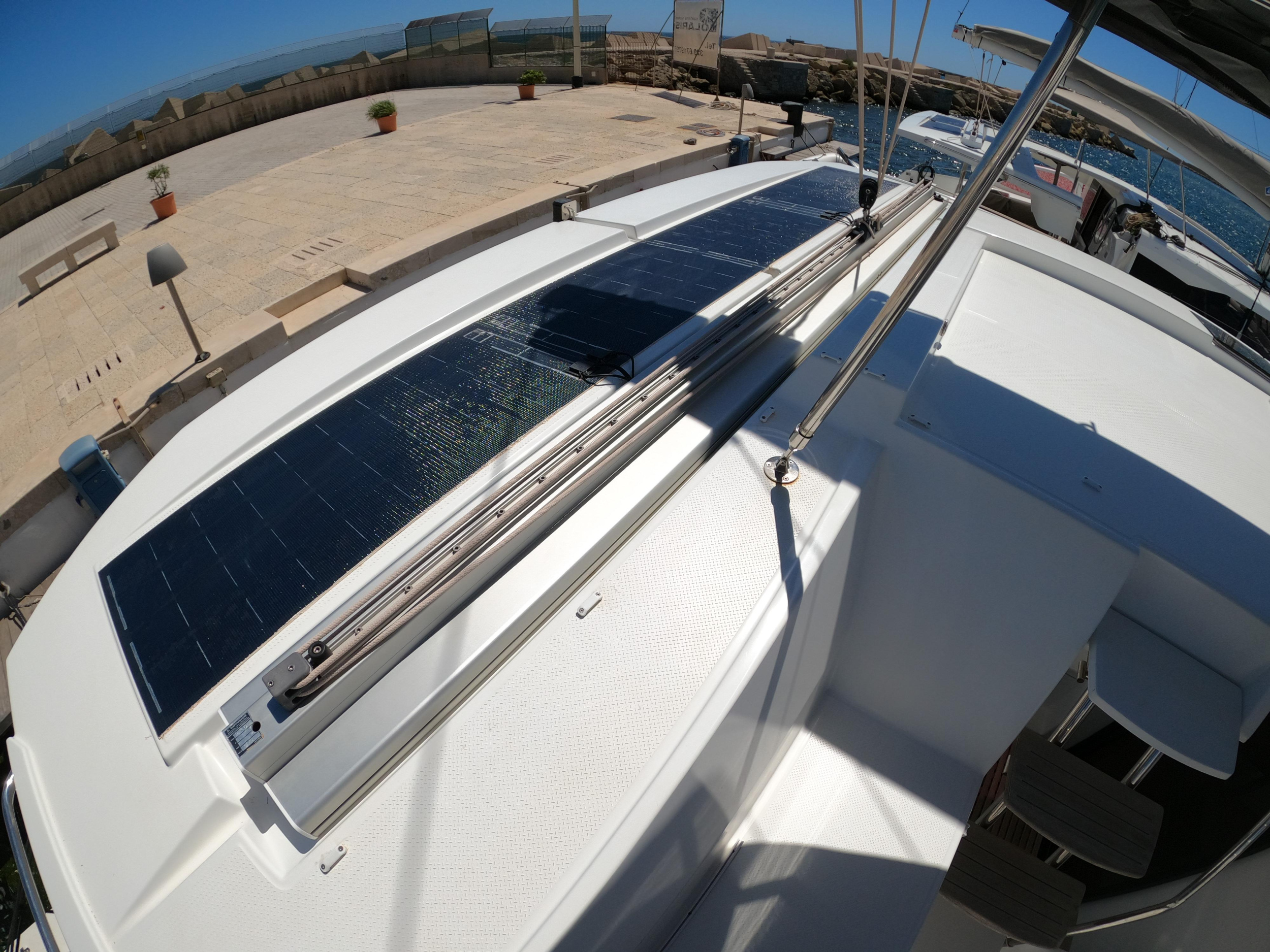 Photo #2 - Fountaine Pajot Astréa 42 (Wm-Ac in dinette-Gen-Sol.Pan) (Astrea) in Castellamare del Golfo - 12855