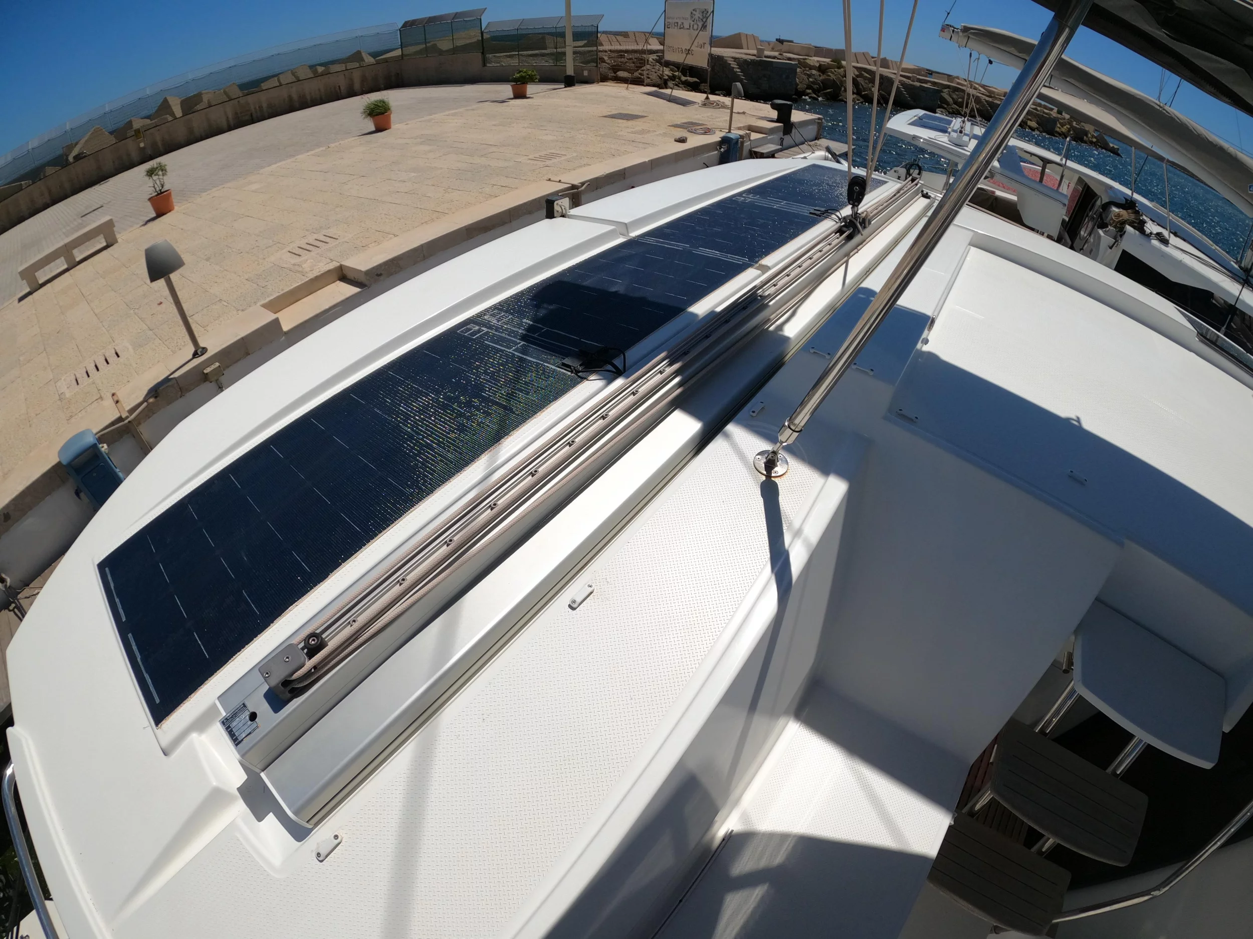 Fountaine Pajot Astréa 42 (Wm-Ac in dinette-Gen-Sol.Pan) (Astrea)  - 1