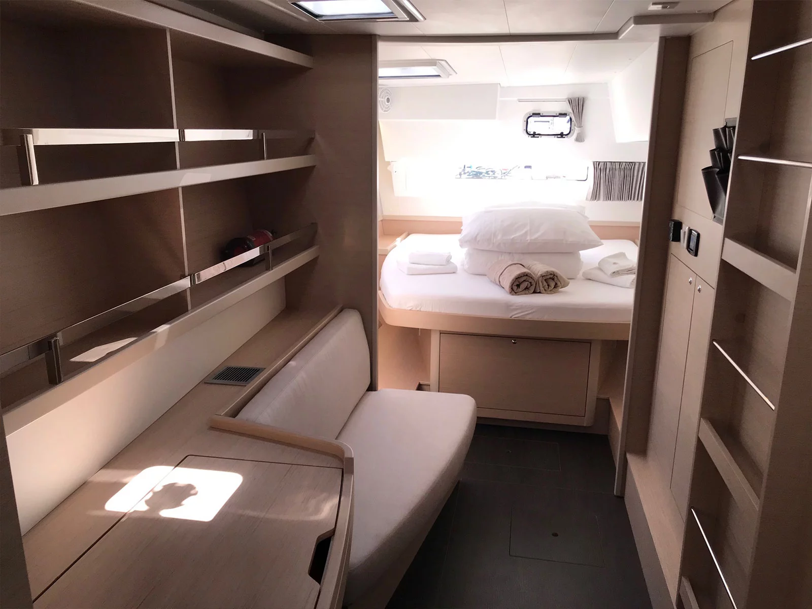 Lagoon 42 owner version (FIND US)  - 11