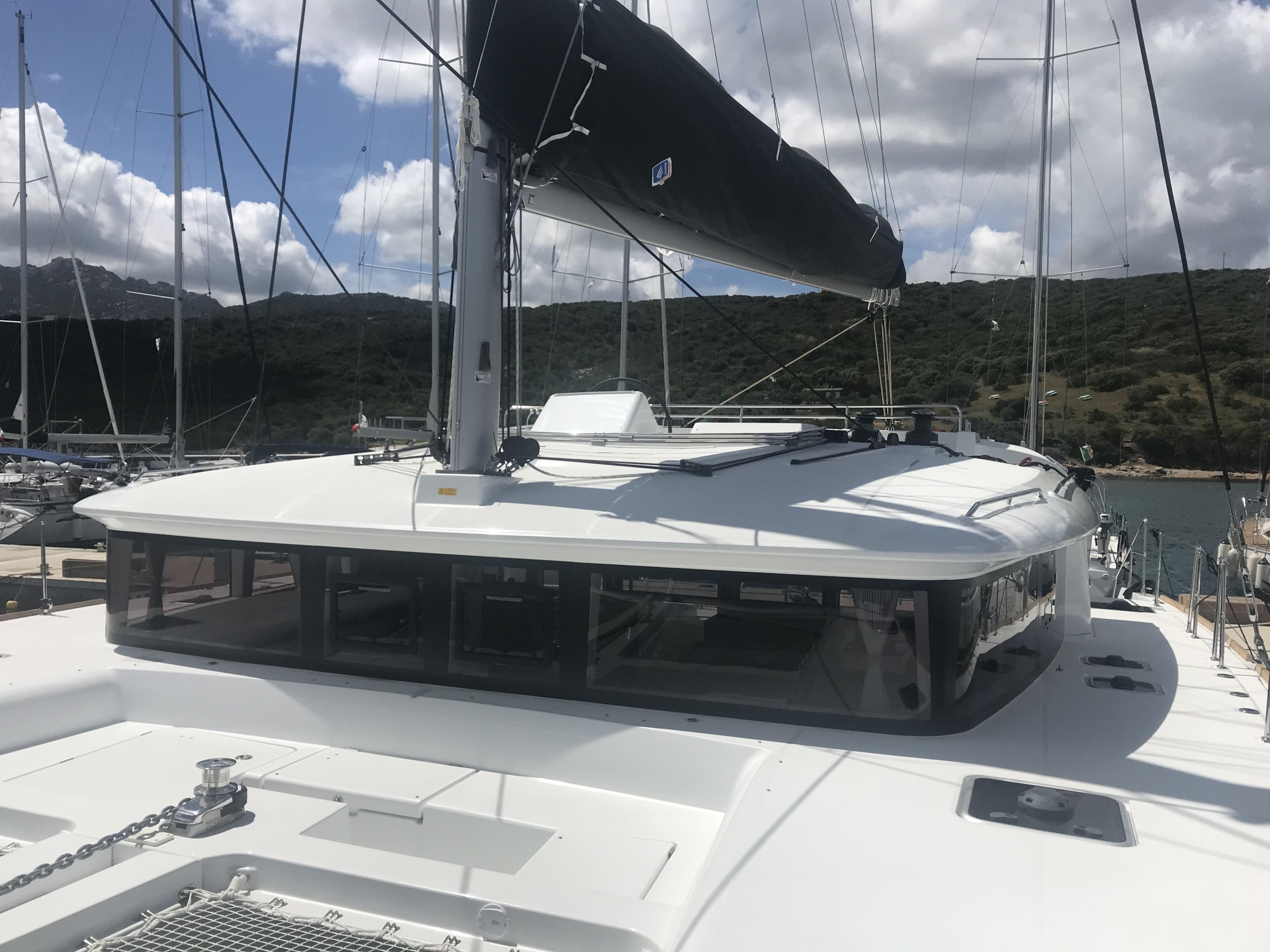 Photo #7 - Lagoon 450F (Cor Caroli (, WM, , Inverter)) in Castiglioncello - 10430
