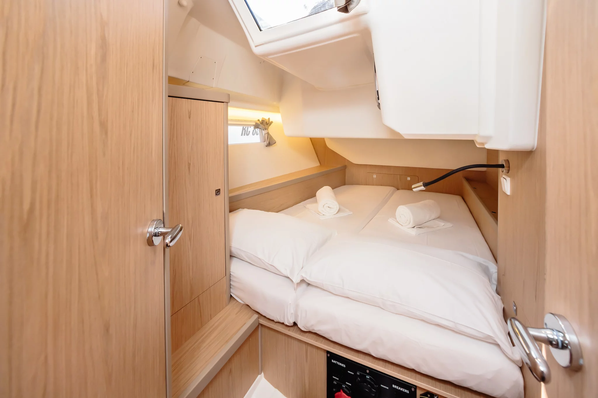 Oceanis 45 (Mizzica) Interior image - 4