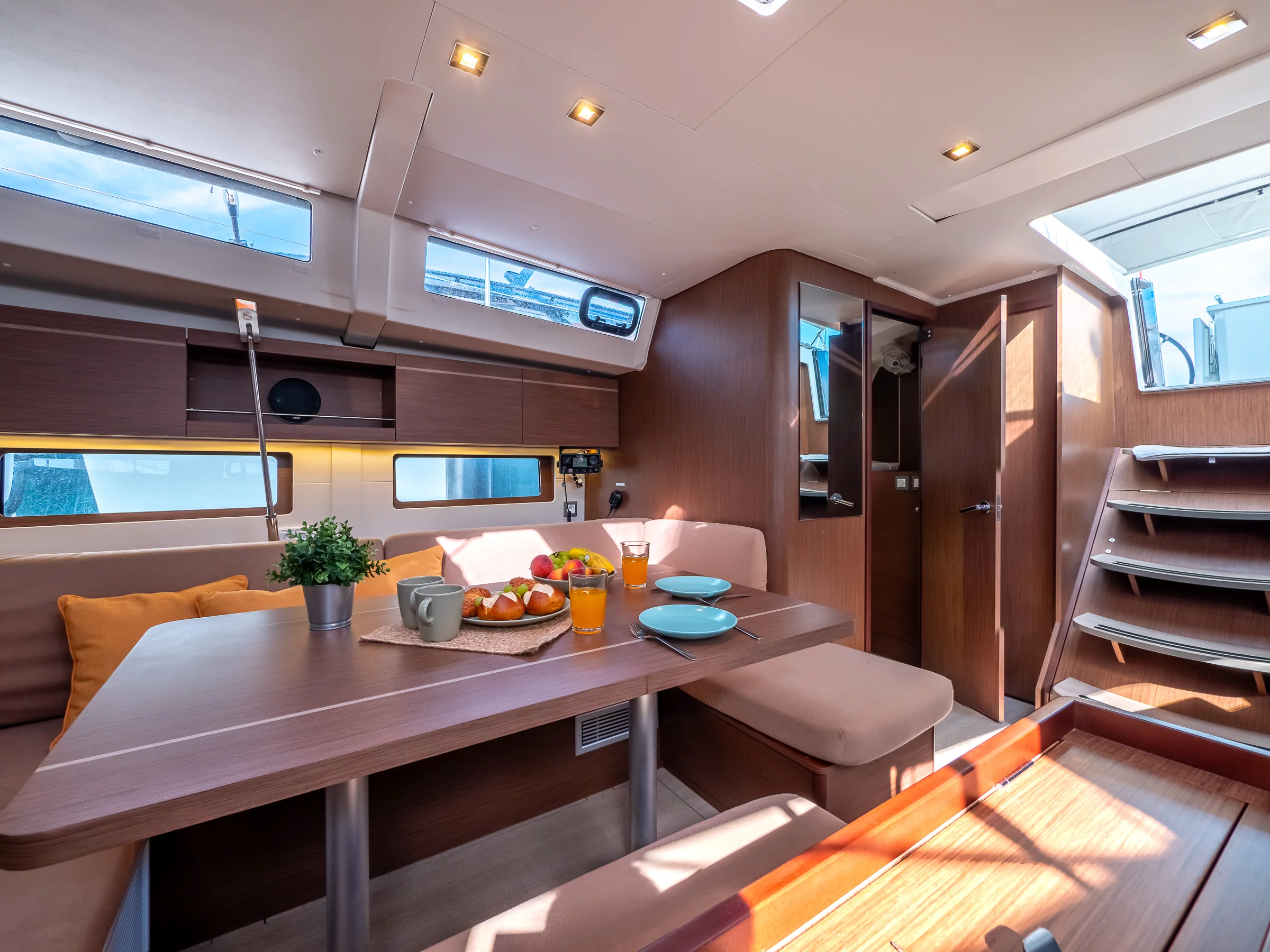 Oceanis 46.1 (AMORINO)  - 10