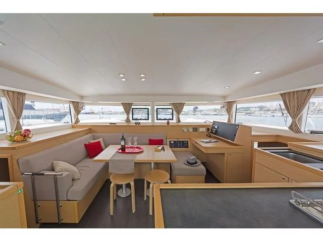 Lagoon 400S2 (Libre) Interior image - 13