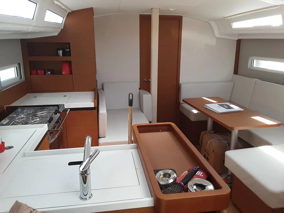 Sun Odyssey 410 (Circe)  - 8
