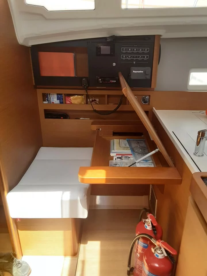 Sun Odyssey 410 (Circe)  - 1