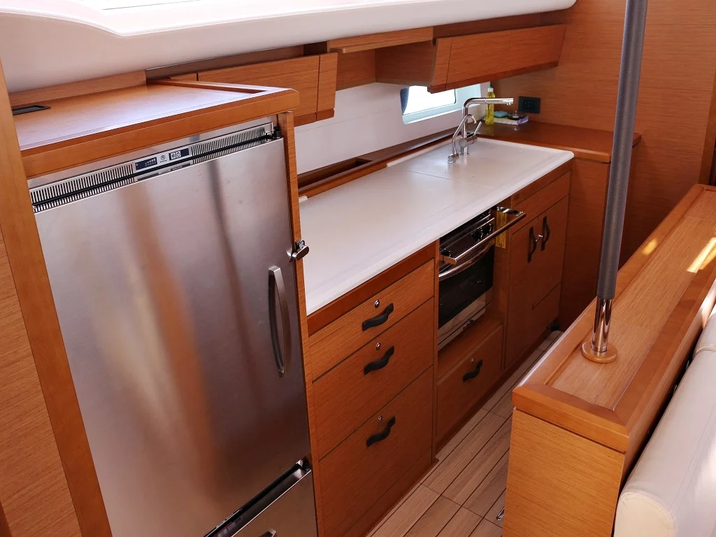 JEANNEAU 54 BT (MYSTIC DREAMS) Interior image - 6