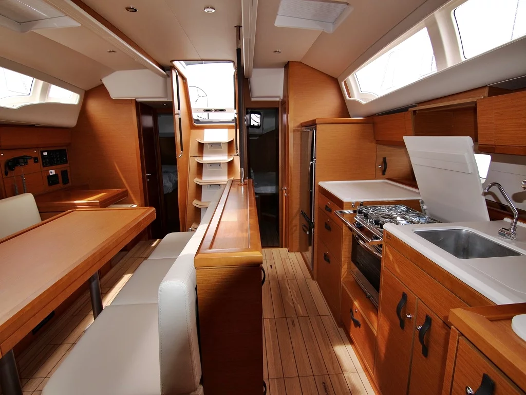 JEANNEAU 54 BT (MYSTIC DREAMS) Interior image - 4