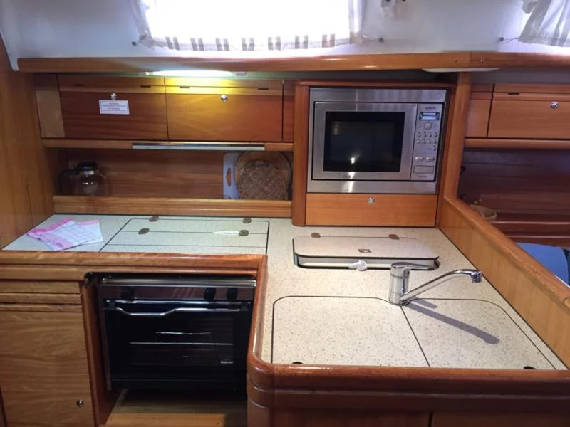Bavaria 38 Cruiser (BOEM)  - 6