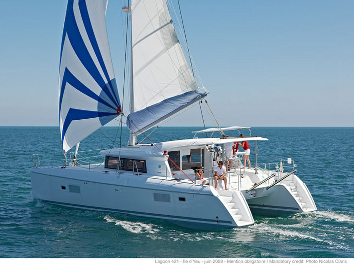 Photo #1 - Lagoon 421 - GEN (Silverstar II) in Lavrion - 14377